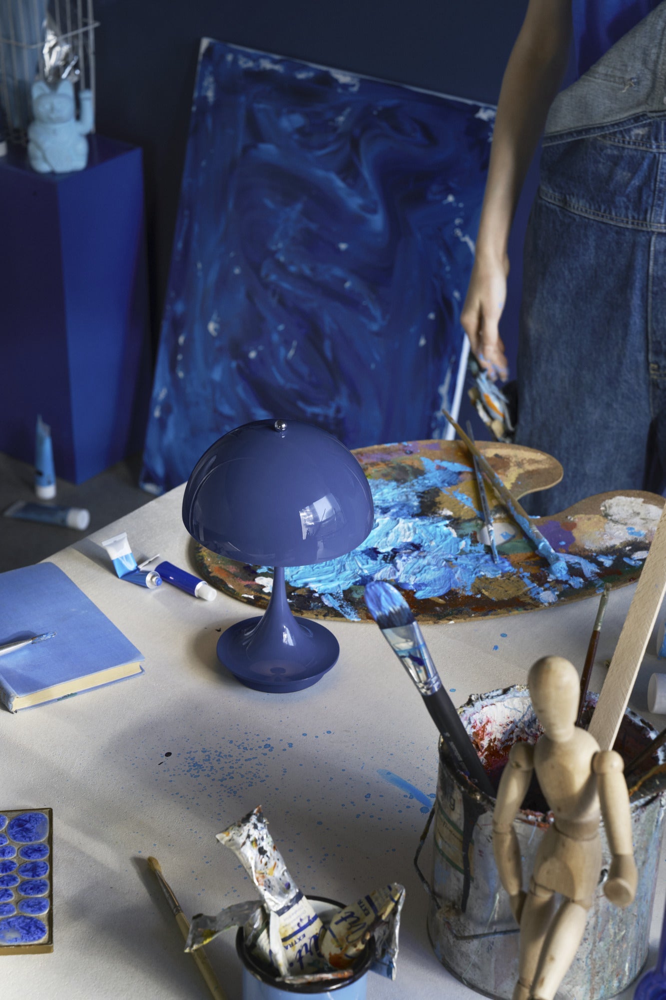 Louis Poulsen Panthella 160 Portable Table Lamp V3, Opaque Indigo Blue