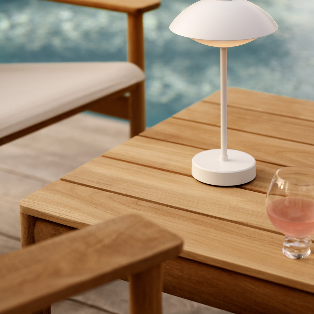 Fritz Hansen Clam™ Portable Lamp, White