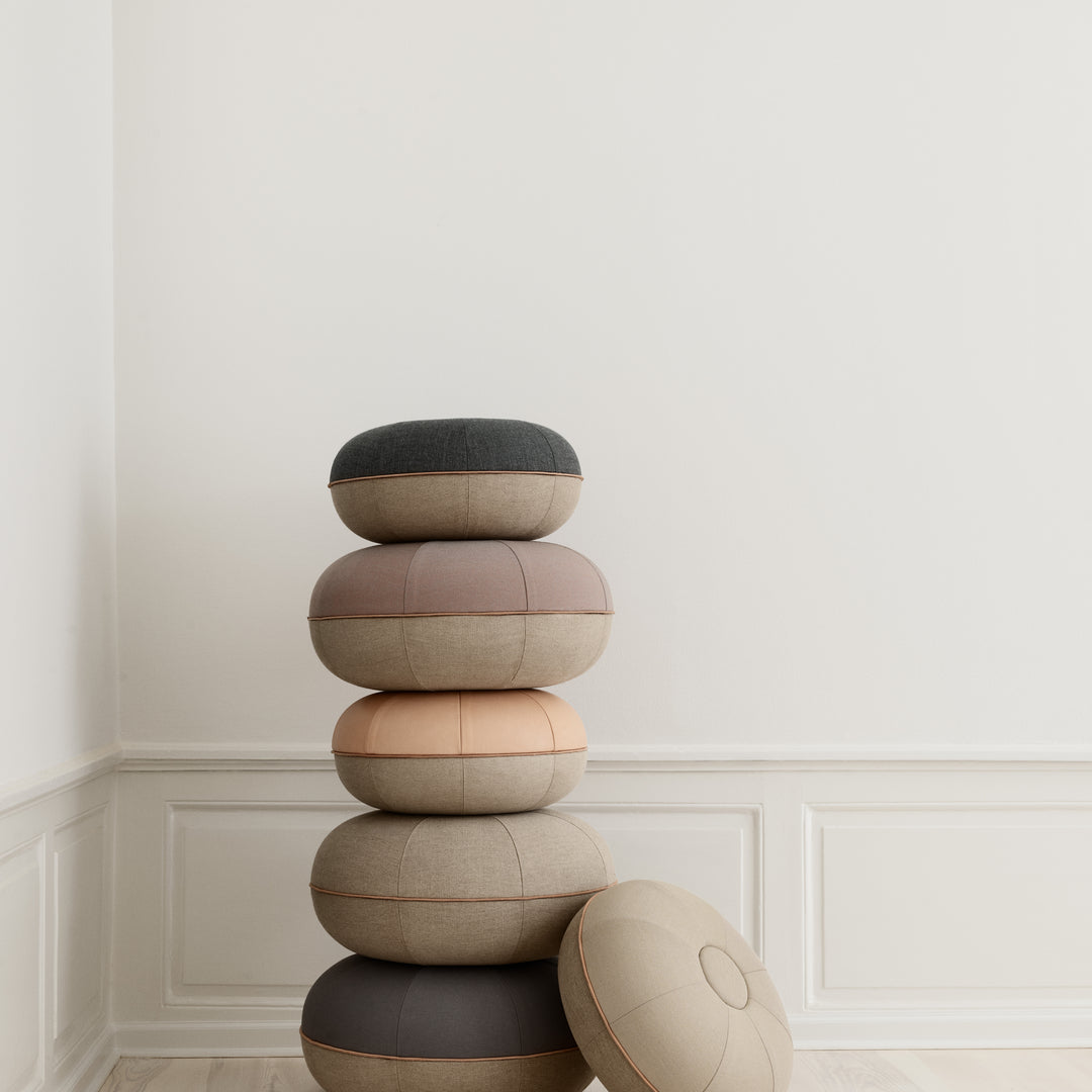 Fritz Hansen Cm Pouf Large, Steelcut Warm Sand