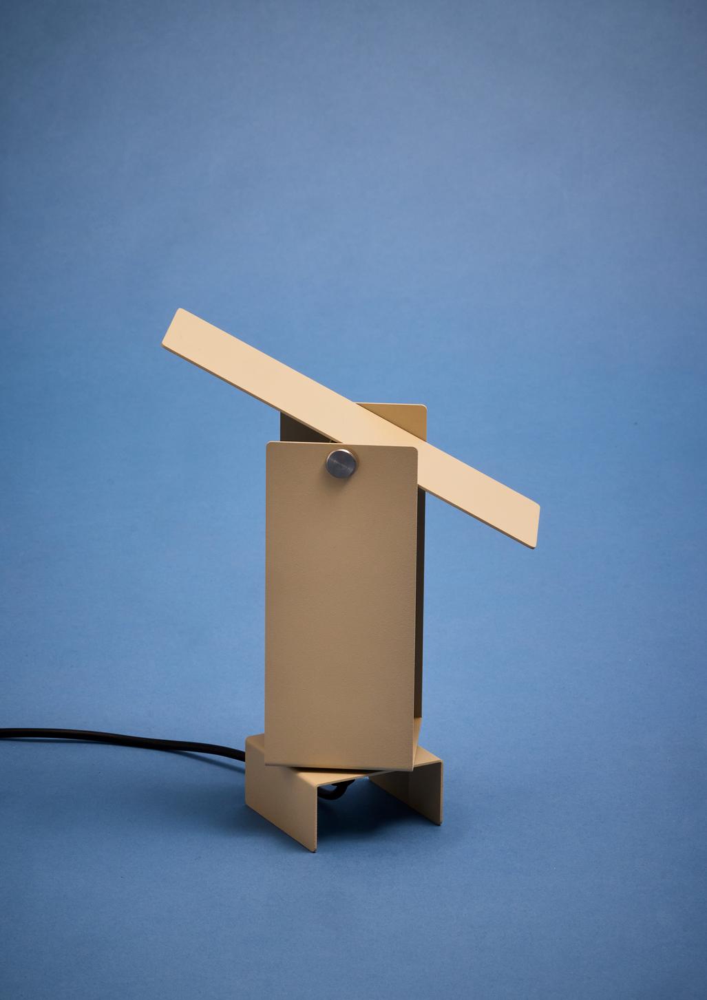Moebe Pivoting Table Lamp, Sand