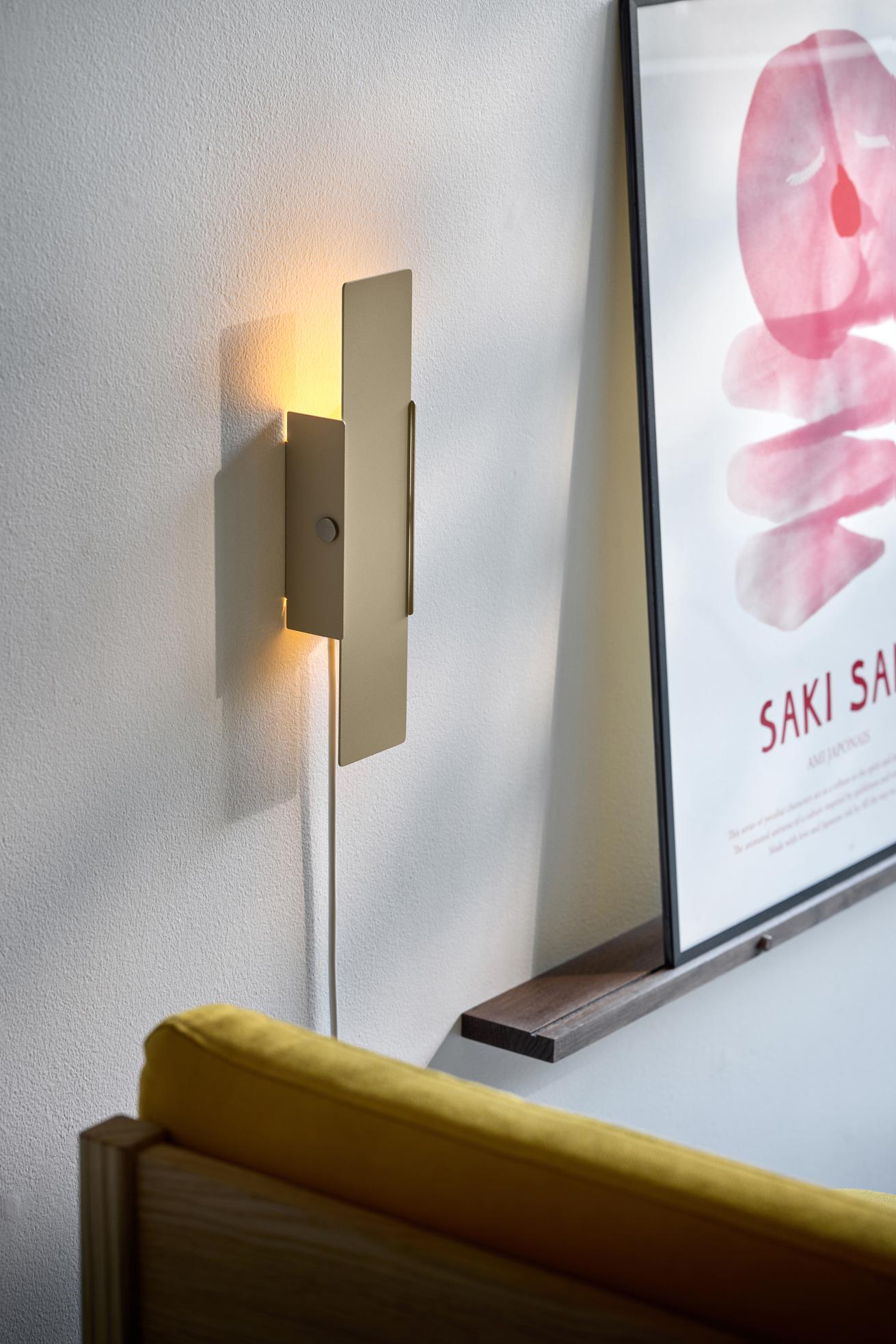 Moebe Pivoting Wall Lamp, Sand