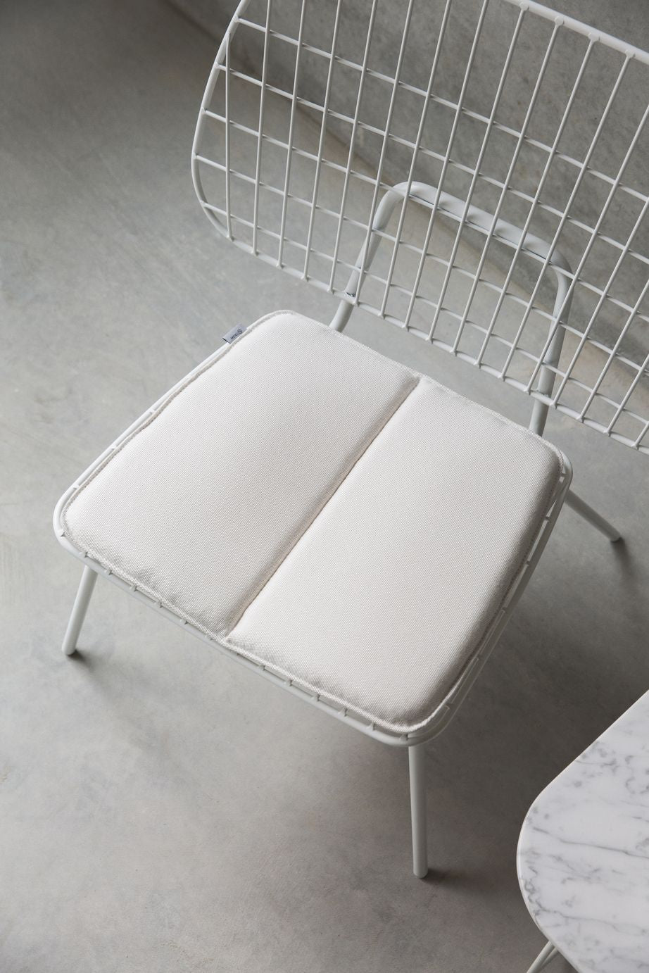 Audo Copenhagen Wm String Seat Pushion Outdoor/Lounge, mørkegrå