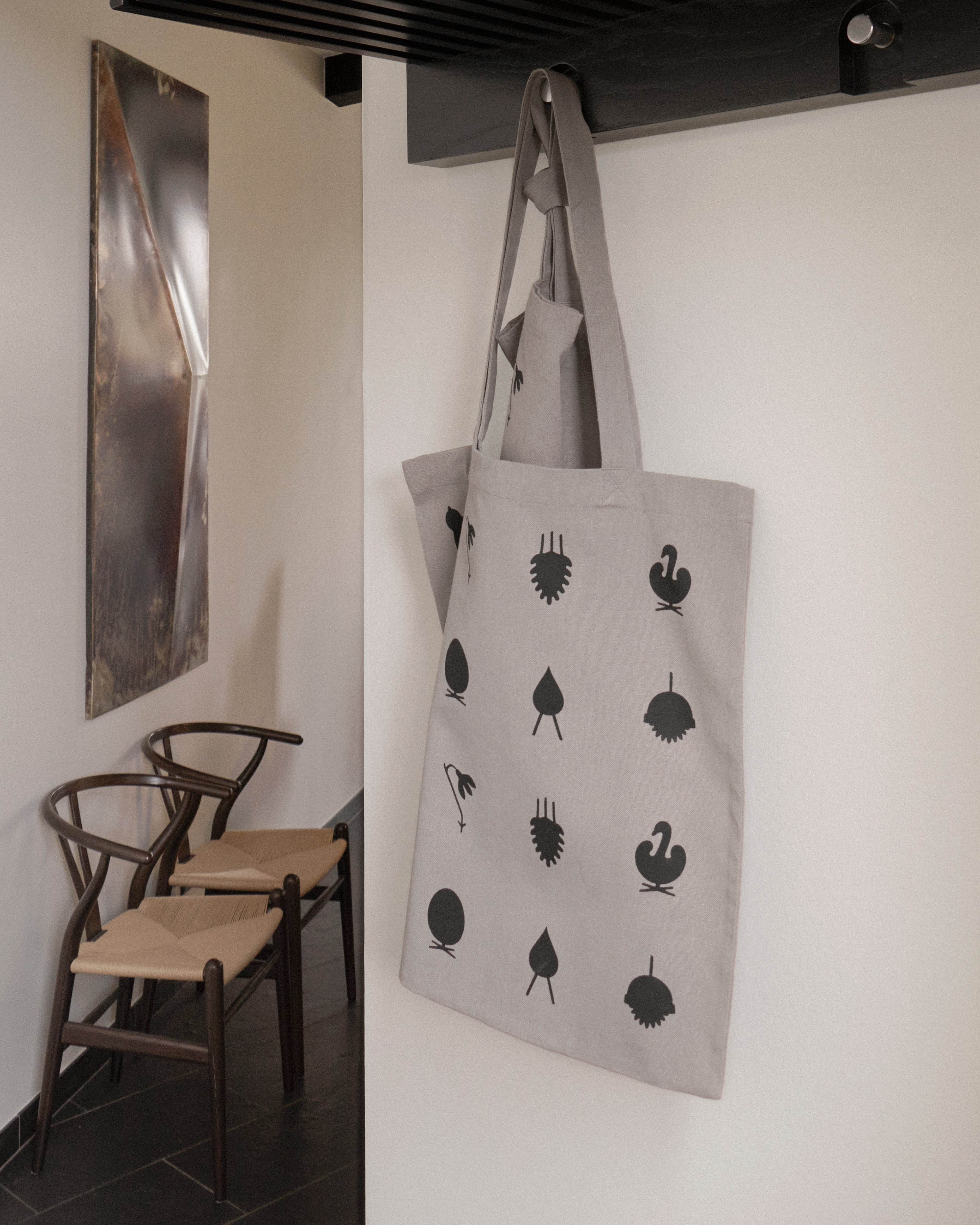 [product_category]-Brainchild Design Icons Carrying Bag, Light Grey-Brainchild-5713713527348-7001-BRA-7