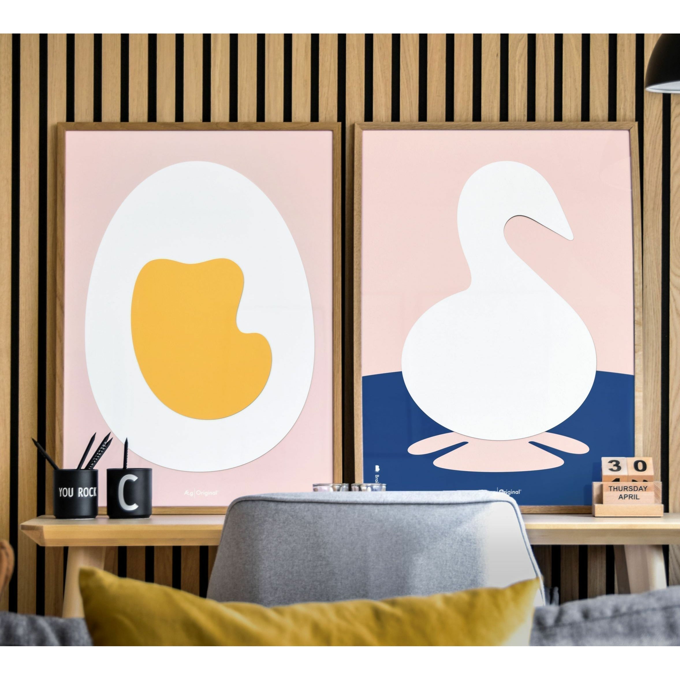 [product_category]-Brainchild Egg Paper Clip Poster, Brass Colored Frame 30 X40 Cm, Pink Background-Brainchild-P-11002-D-BRA-8
