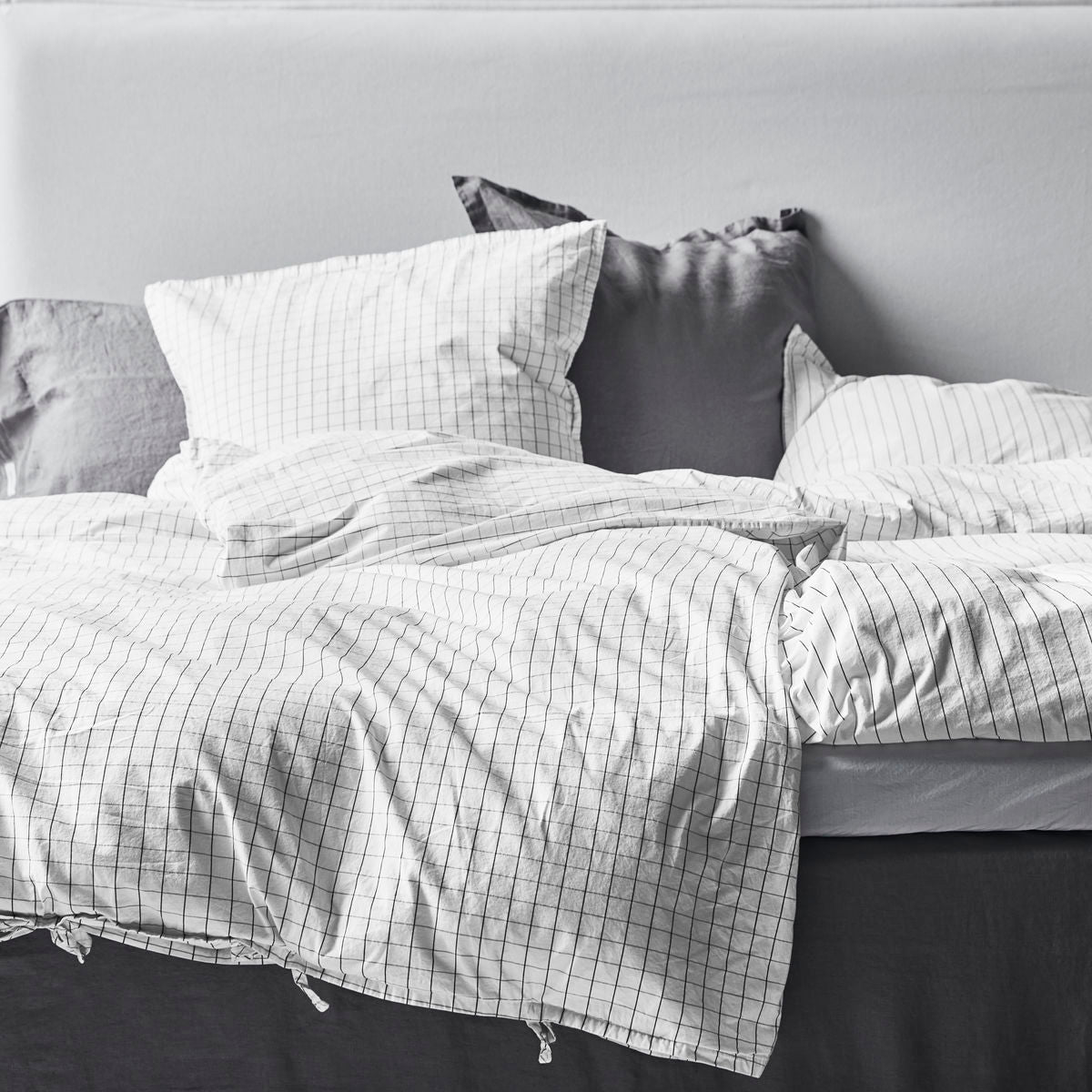 [product_category]-By Nord Bed linen, BNErika, Snow w. coal-By Nord-5707644821170-561140734-HOU-3