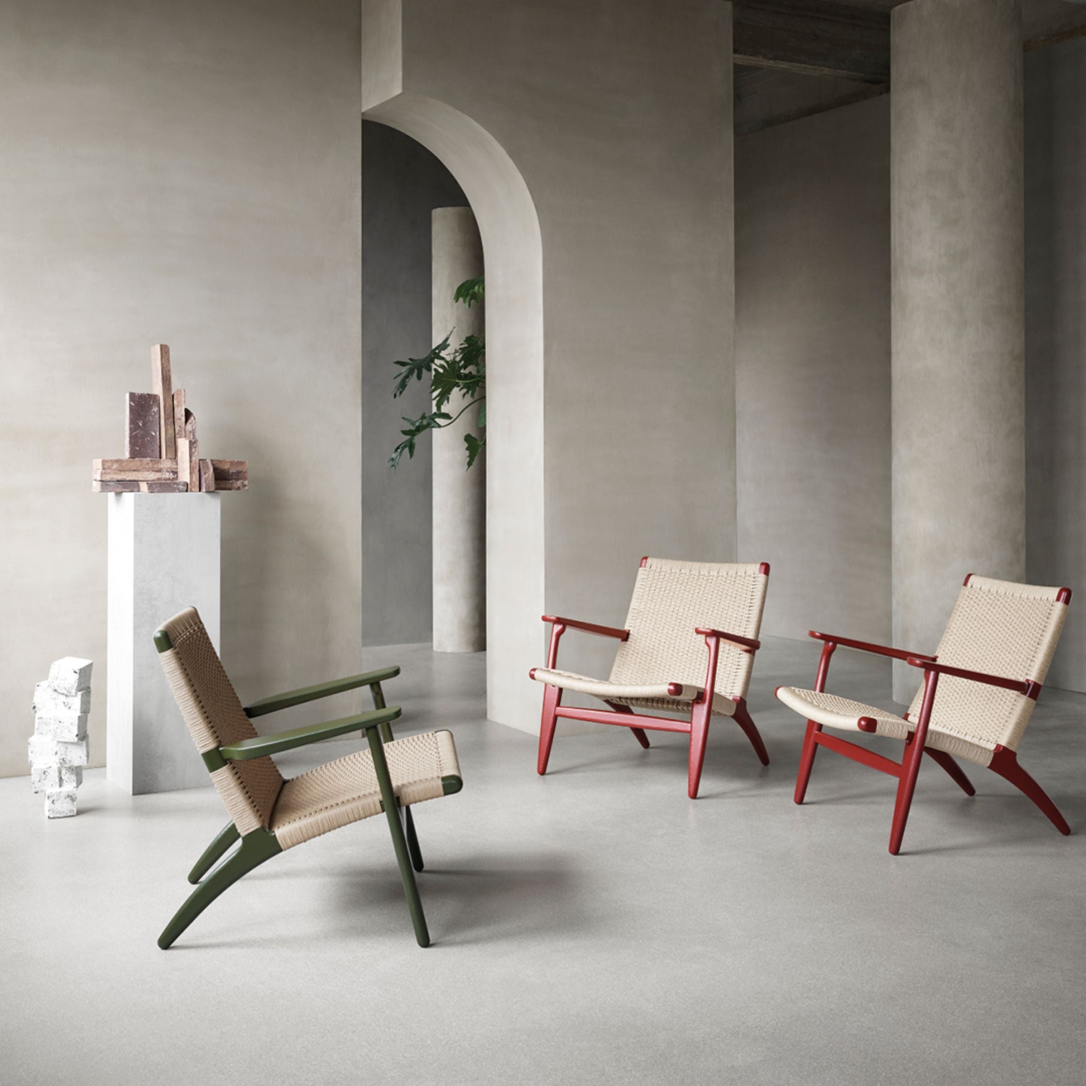 Carl Hansen Ch25 Lounge Chair Oak, Falu Red/Natural Cord