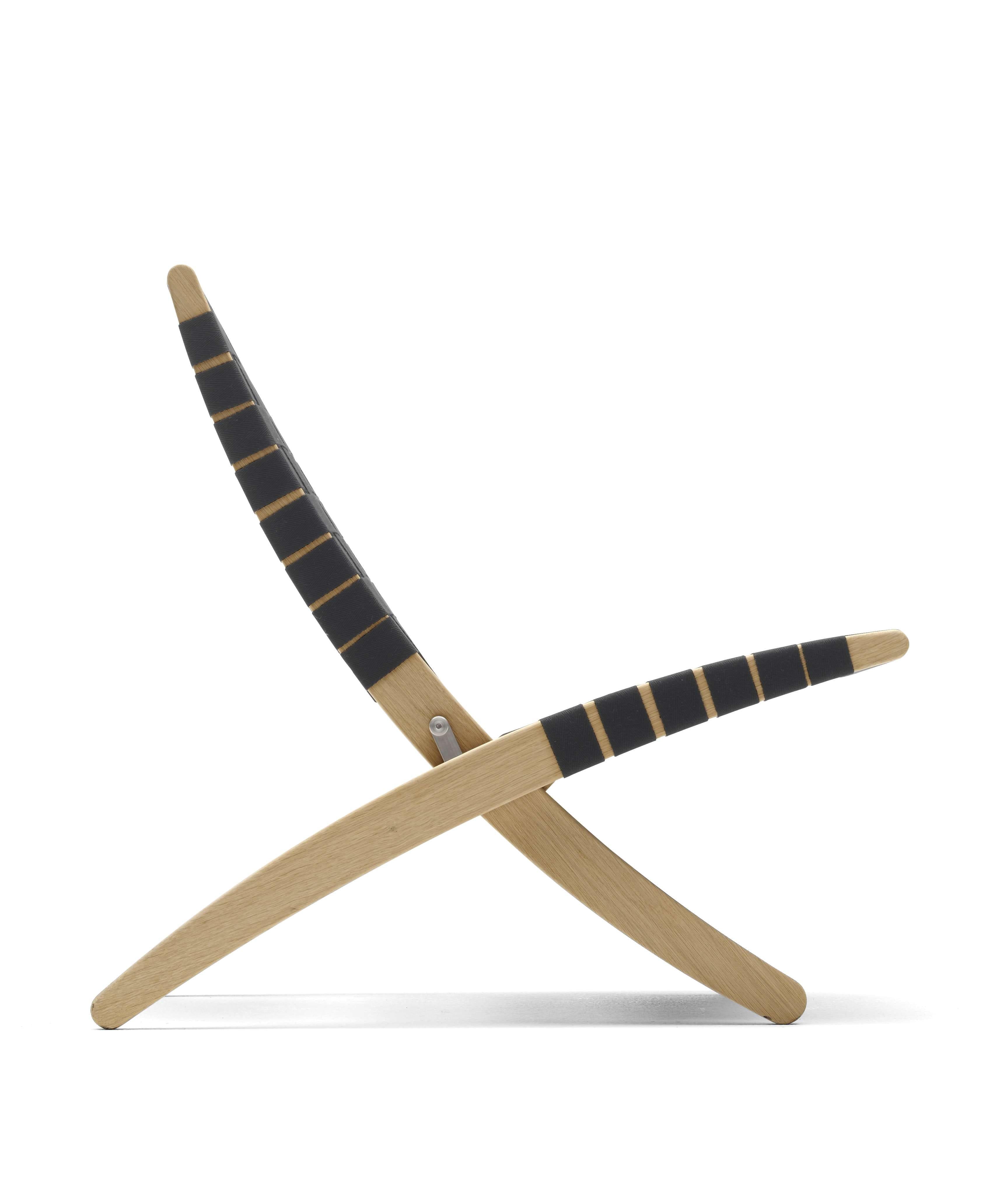 [product_category]-Carl Hansen Mg501 Cuba Chair Oak Oil, Black Cotton Straps-Carl Hansen-5710954465286-MG501-020-102-Gjorde-Sort-CAR-3