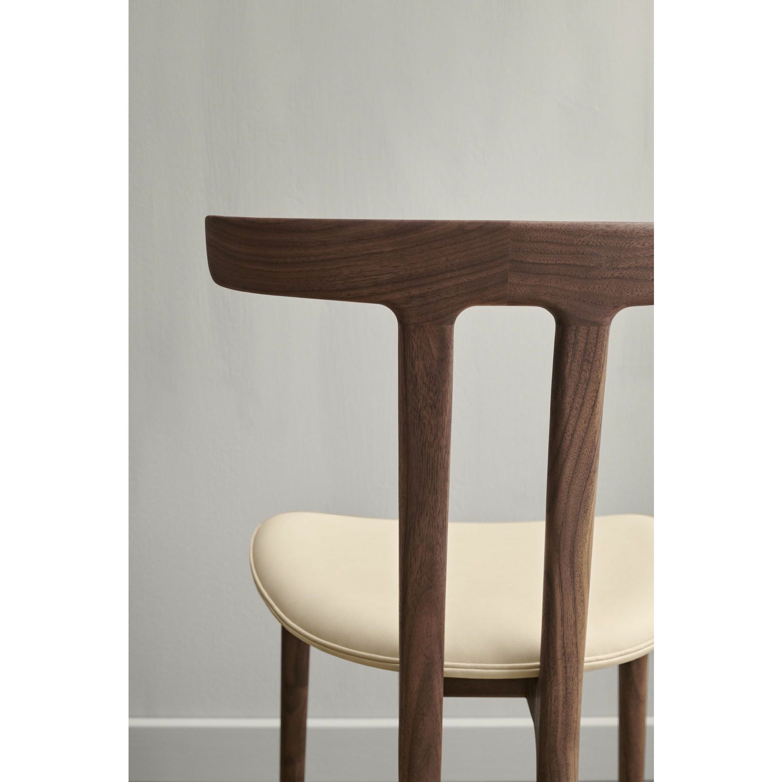 [product_category]-Carl Hansen Ow58 T Chair Walnut Oiled, Sif 90 Leather-Carl Hansen-5715230525715-OW58-060-102-HR-SIF90-CAR-4