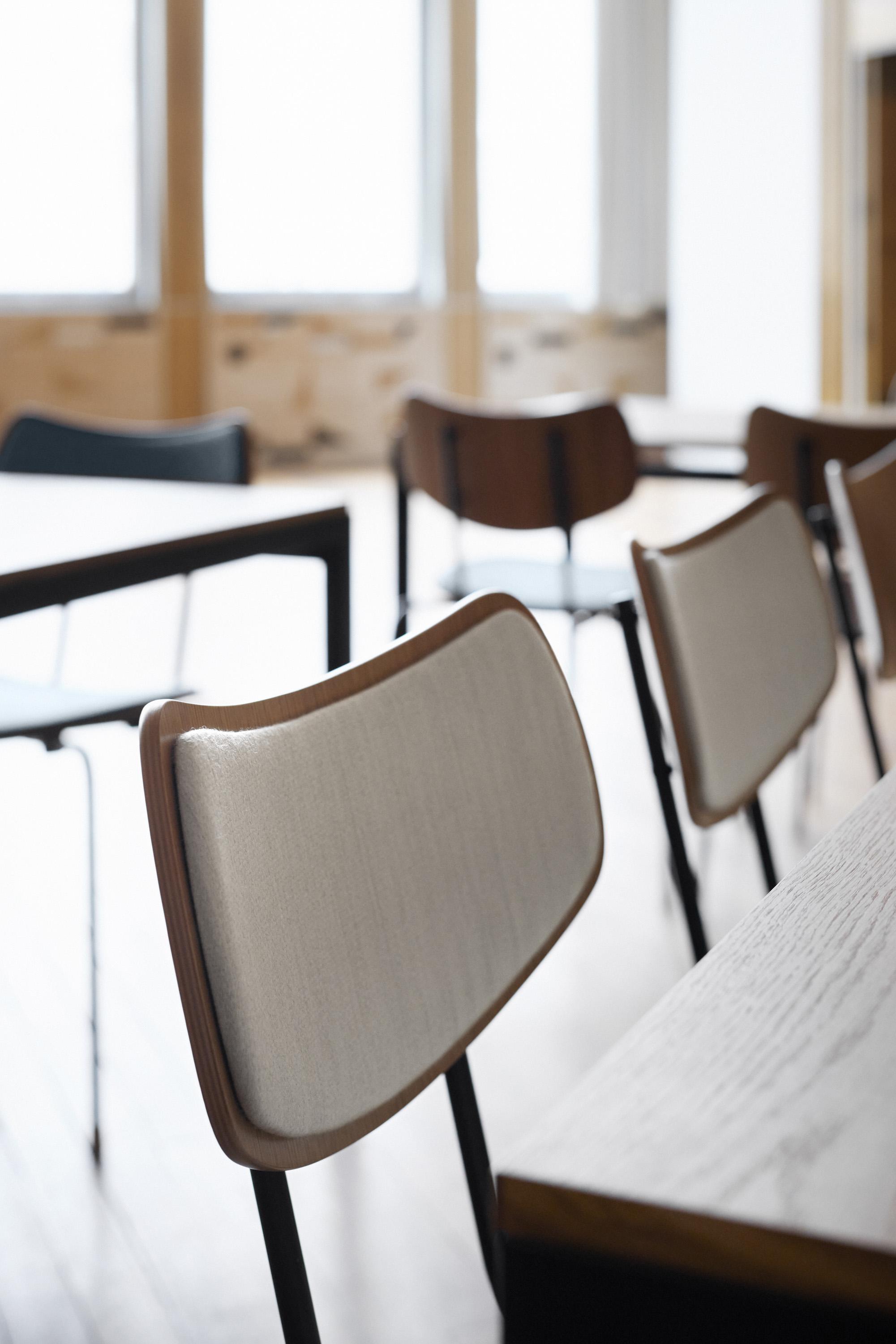 [product_category]-Carl Hansen Vla26p Vega Chair, Oak Lacquered/Mood 01104-Carl Hansen-5715230858592-VLA26P-020-104-9005-HR-FSC-70-Mood 01104-CAR-13