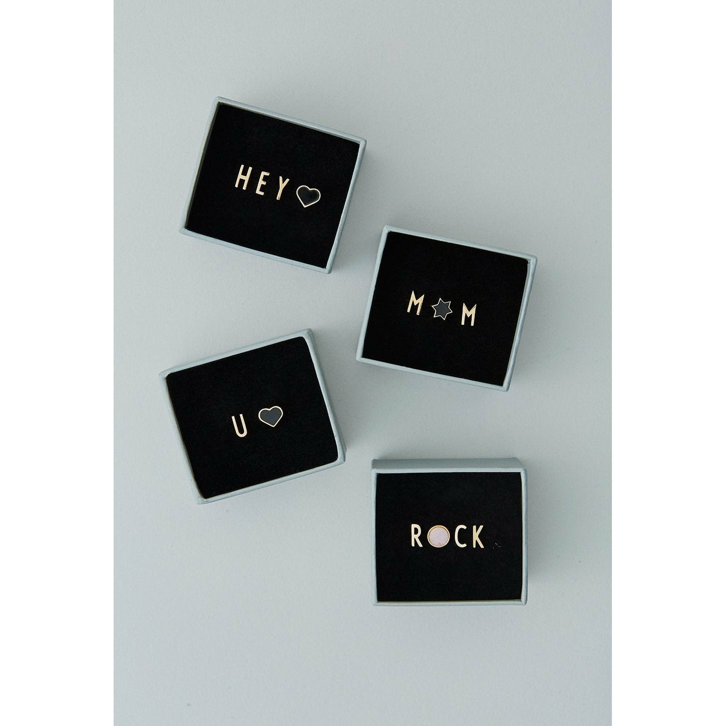 [product_category]-Design Letters Earring's Enamel Heart, Black/Gold-Design Letters-5710498173128-90401002GOLD-DES-3