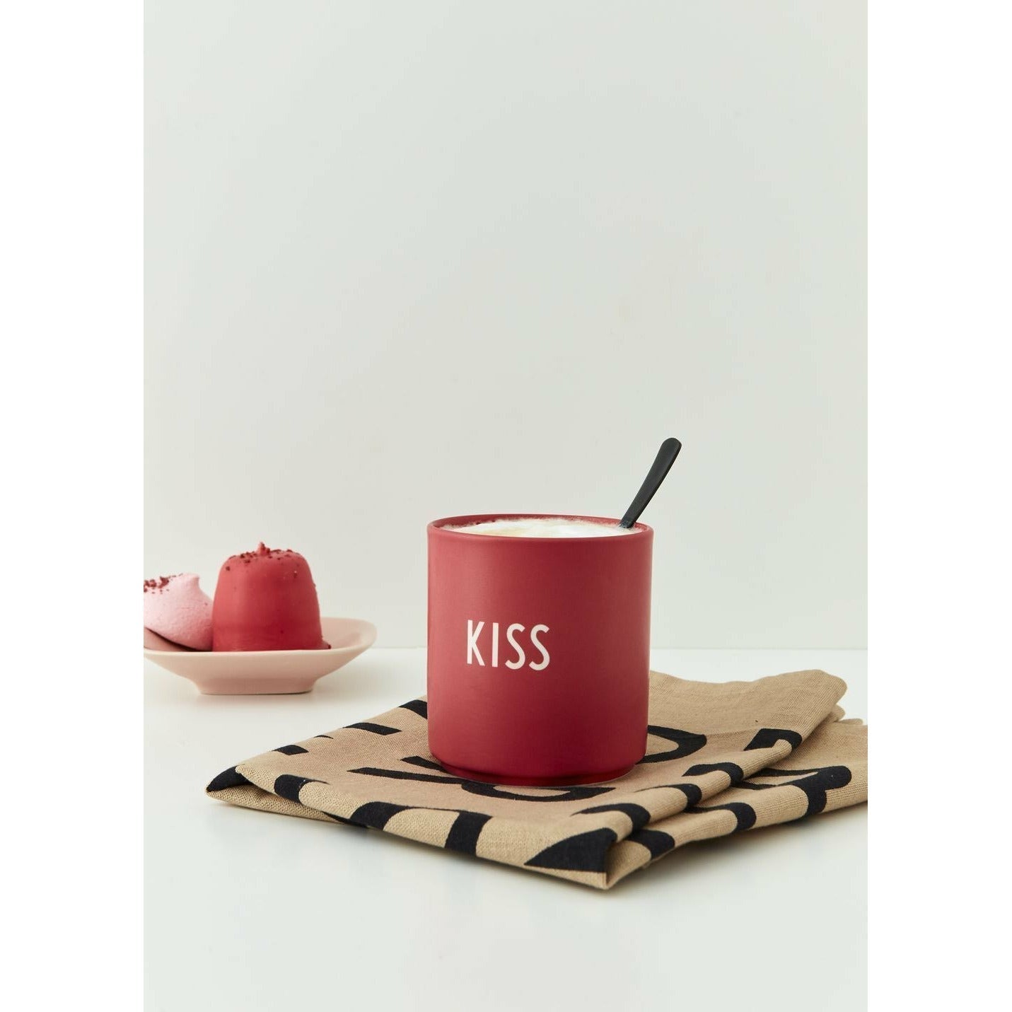 [product_category]-Design Letter's Favorite Mug Rose, Kiss-Design Letters-5710498185800-10101002ROSEKISS-DES-2
