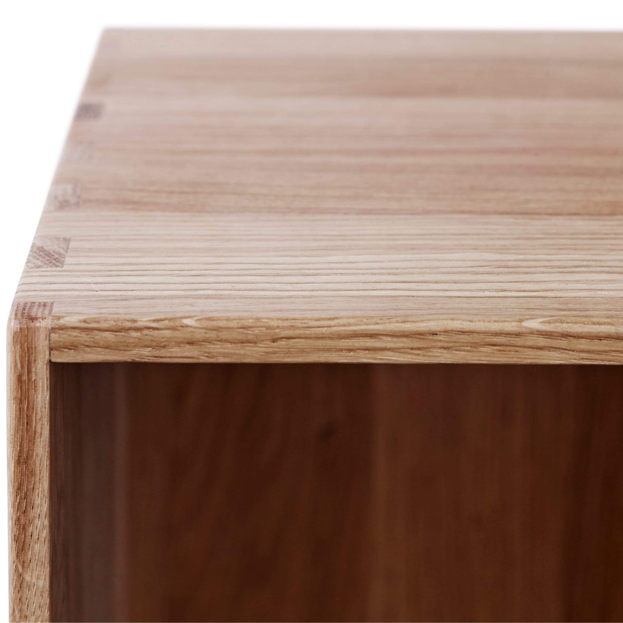 Fdb Møbler B98 Bookcase, Lacquered Oak, 36x54x32cm