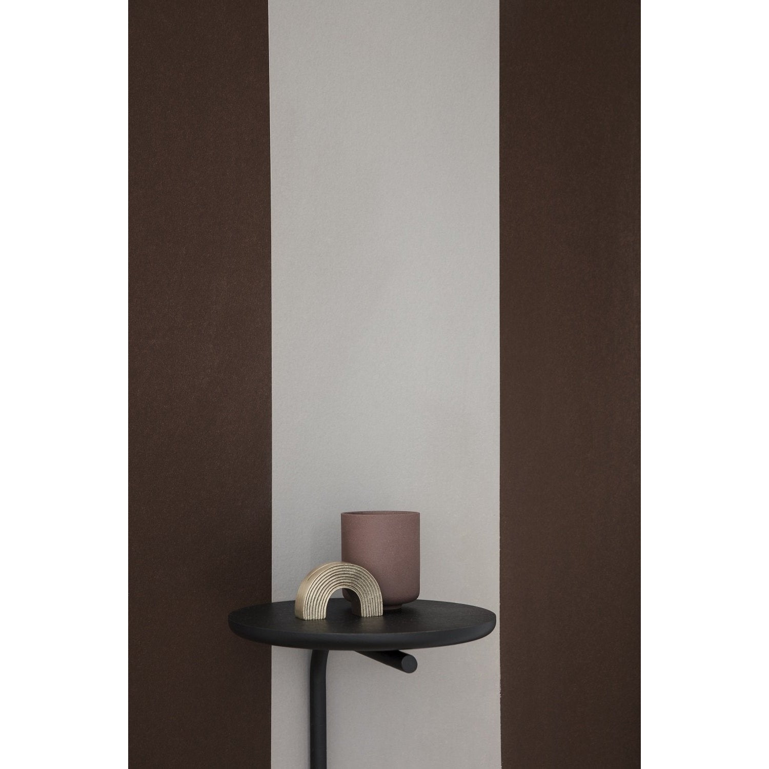 Ferm Living Tykke linjer tapet, sennep/brudt hvid