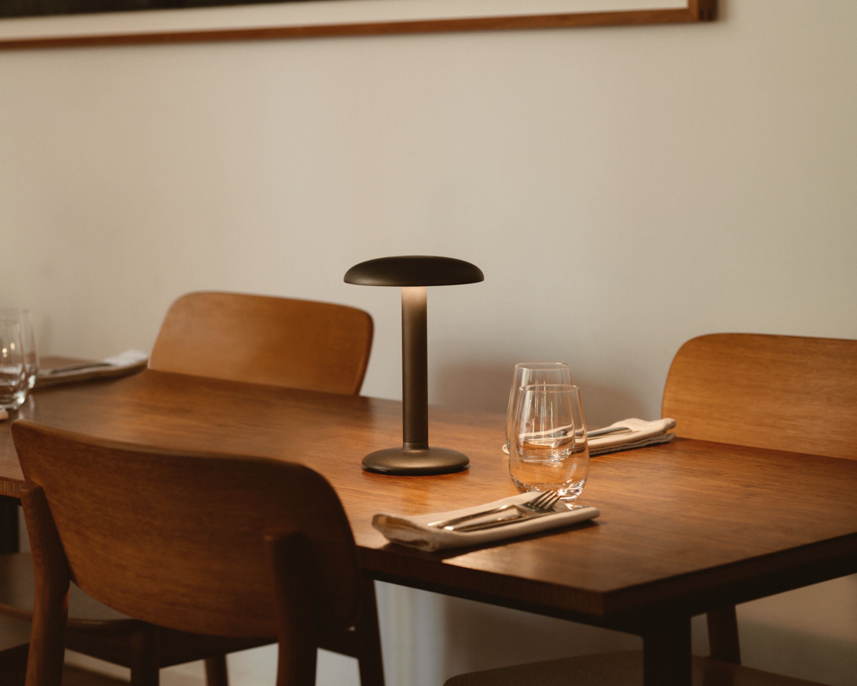 [product_category]-Flos Gustave Table Lamp 2700 K, Matt Anthracite-Flos-8424229002423-09.8405.DR-FLO-2