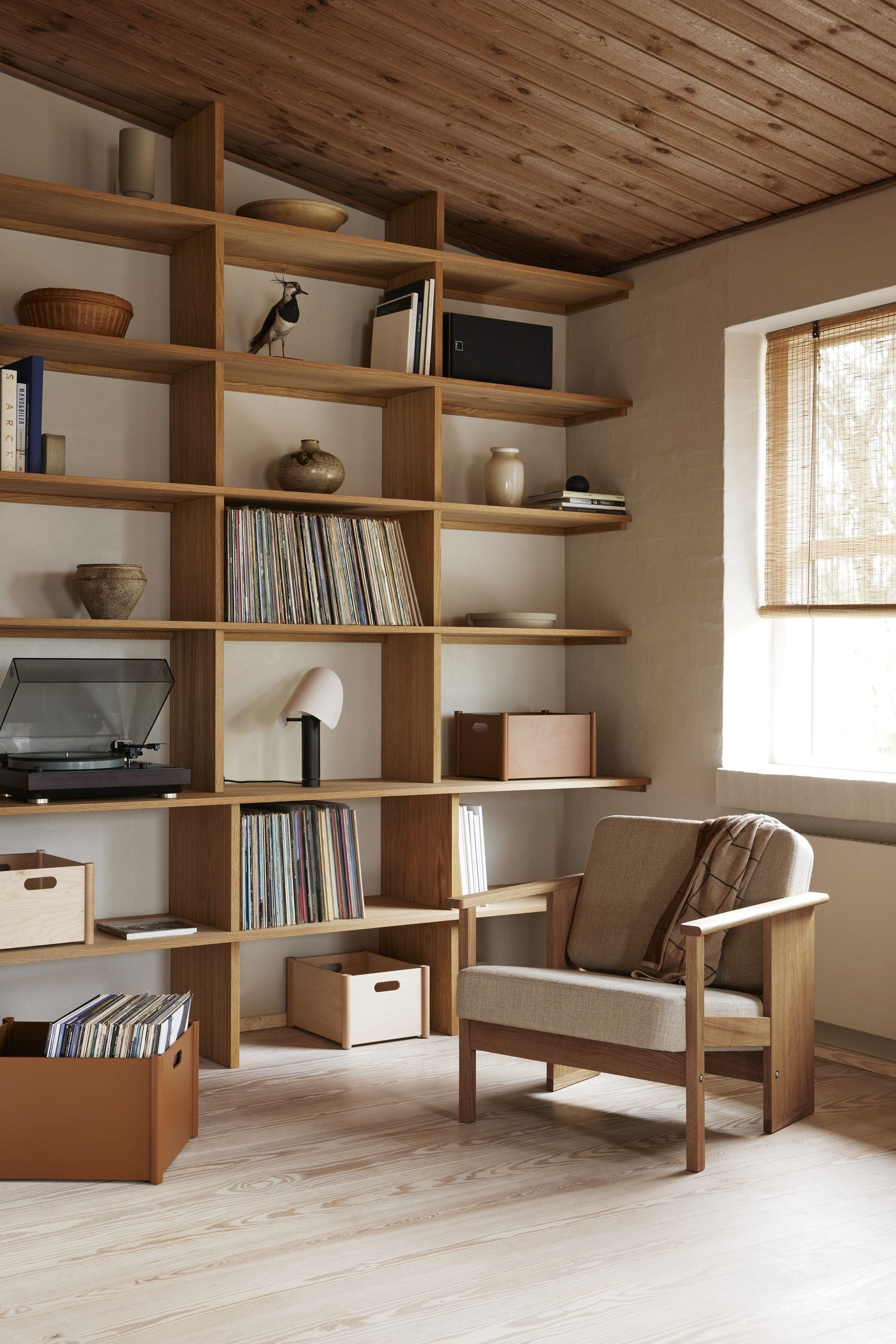 [product_category]-Form & Refine Pillar Storage Box Medium. Beech-Form&Refine-5714942040103-4010-FOR-10