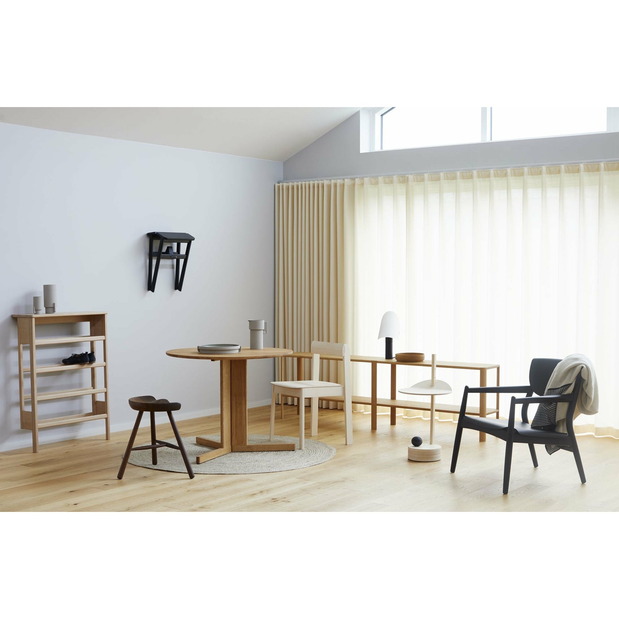 [product_category]-Form & Refine Trefoil Table ø75 Cm. Oak-Form&Refine-5714942012506-1250-FOR-5