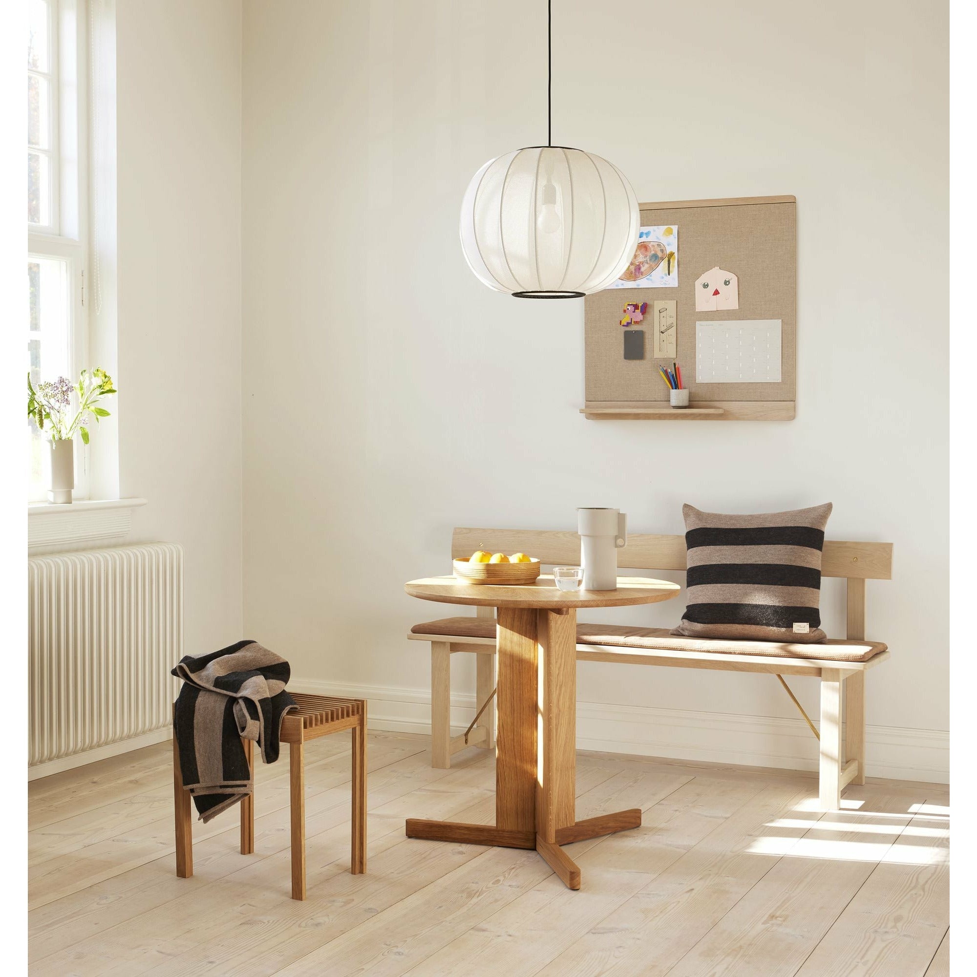 [product_category]-Form & Refine Trefoil Table ø75 Cm. Oak-Form&Refine-5714942012506-1250-FOR-6