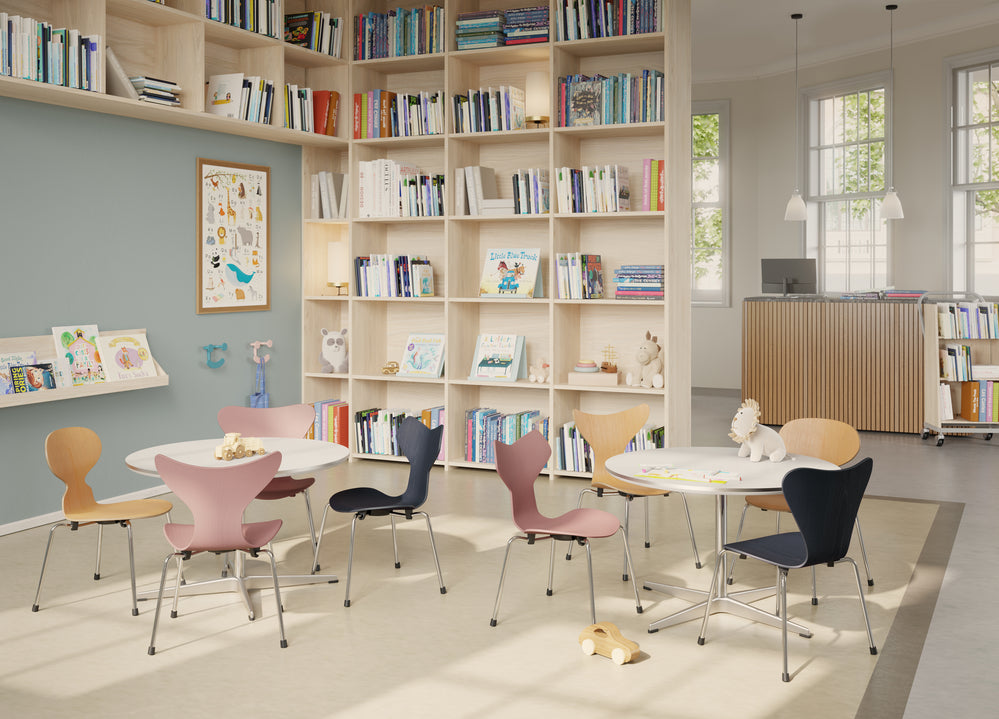 [product_category]-Fritz Hansen 3177 Children's Series 7 Chair, Colored Veneer Ash/Midnight Blue-Fritz Hansen-5702370002077-840227-FRI-4
