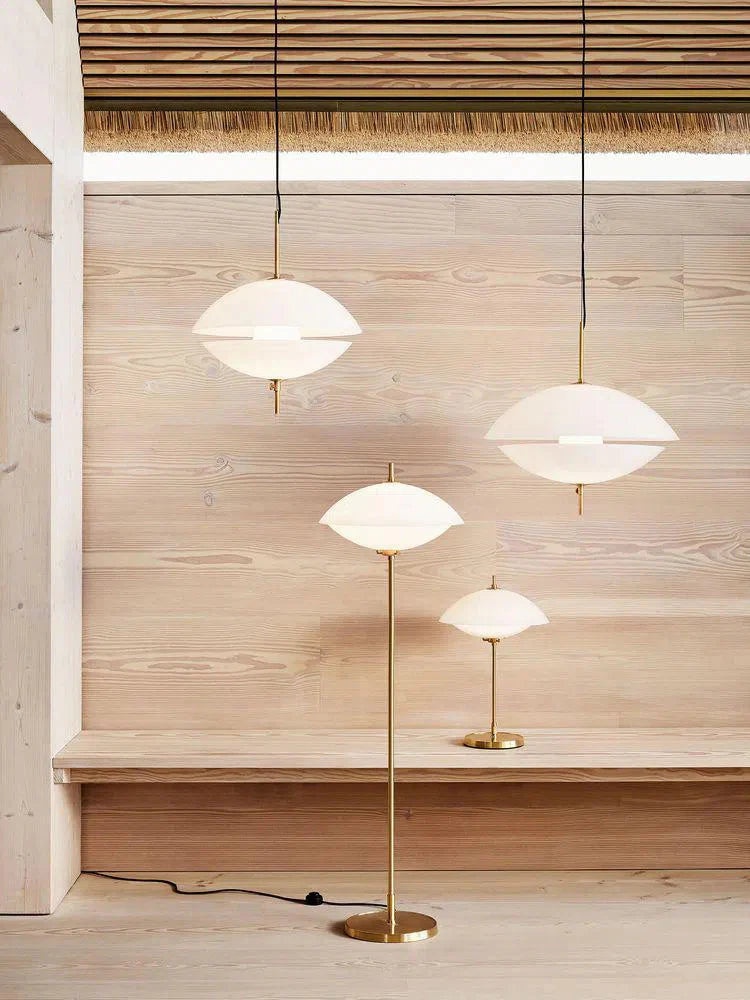 Fritz Hansen Clam -bordlampe, Ø33 cm