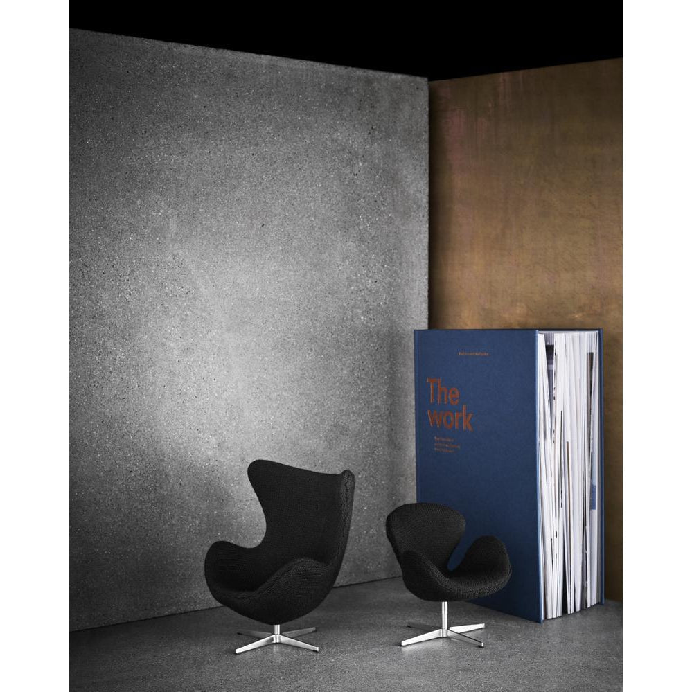 [product_category]-Fritz Hansen Miniature Chair Egg, Black-Fritz Hansen-5704890400500-840050-FRI-2
