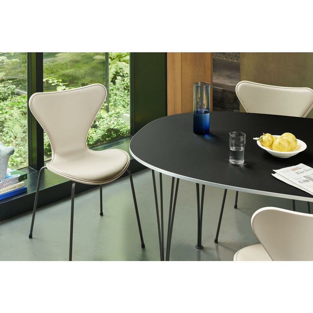 [product_category]-Fritz Hansen Super Ellipse Dining Table 100x150 Cm, White/Warm Graphite-Fritz Hansen-B612-White-Warm-Graphite-150x100x72-FRI-7