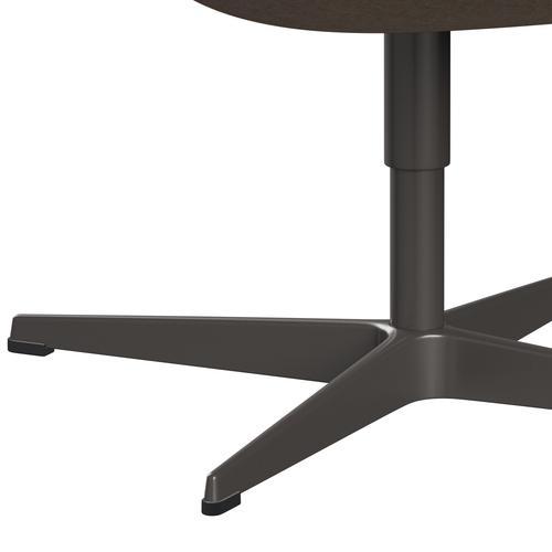 [product_category]-Fritz Hansen Swan Lounge Chair, Warm Graphite/Divina Md Sandfarben-Fritz Hansen-3320-DMD213-WGBASE-FRI-7