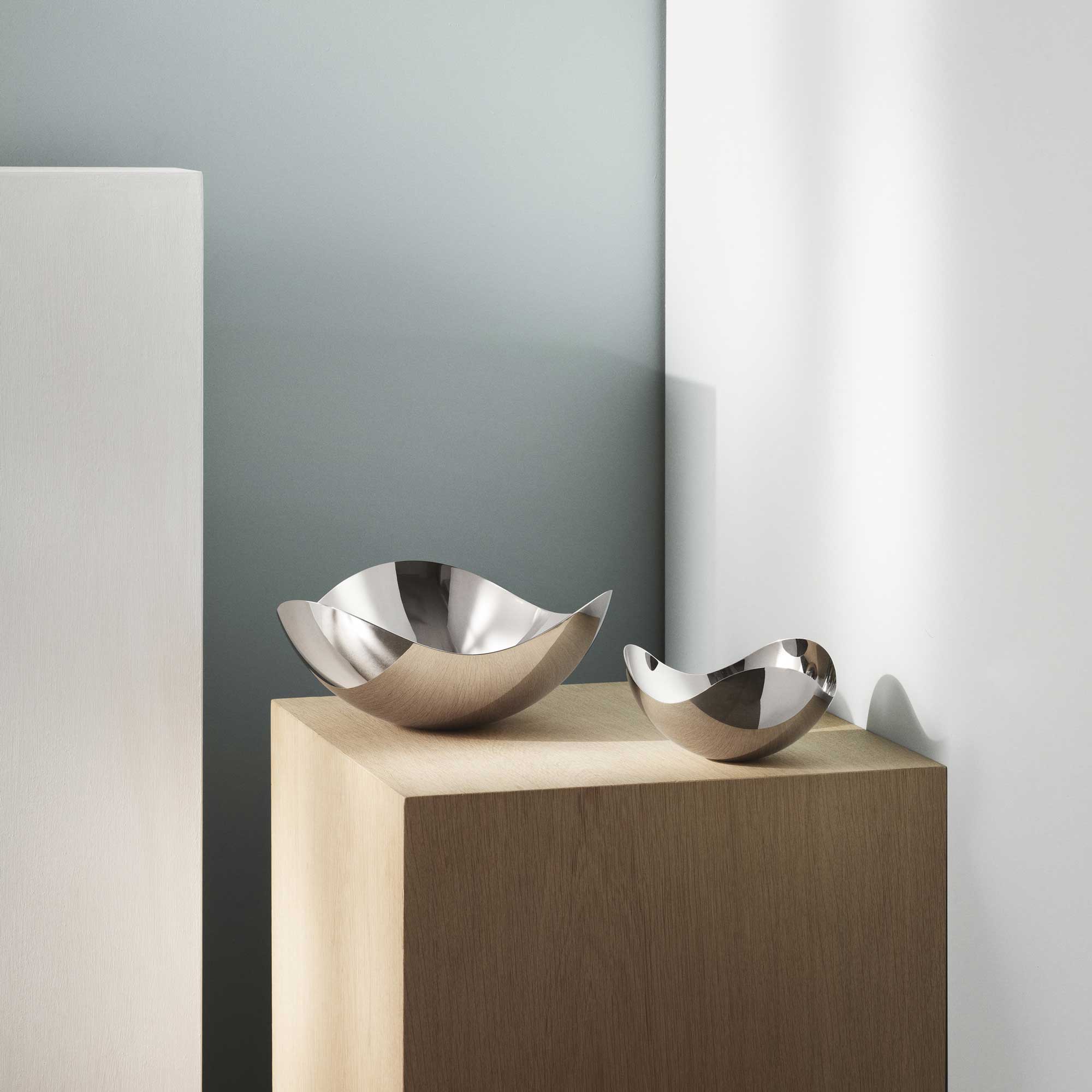[product_category]-Georg Jensen Bloom Mirror Bowl, ø 34 Cm-Georg Jensen-5705145079618-3586282-GEO-2