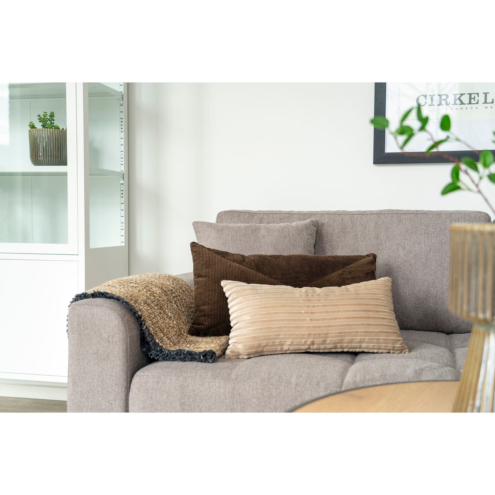 House Nordic Griffith Cushion, Brown, 30x60 Cm