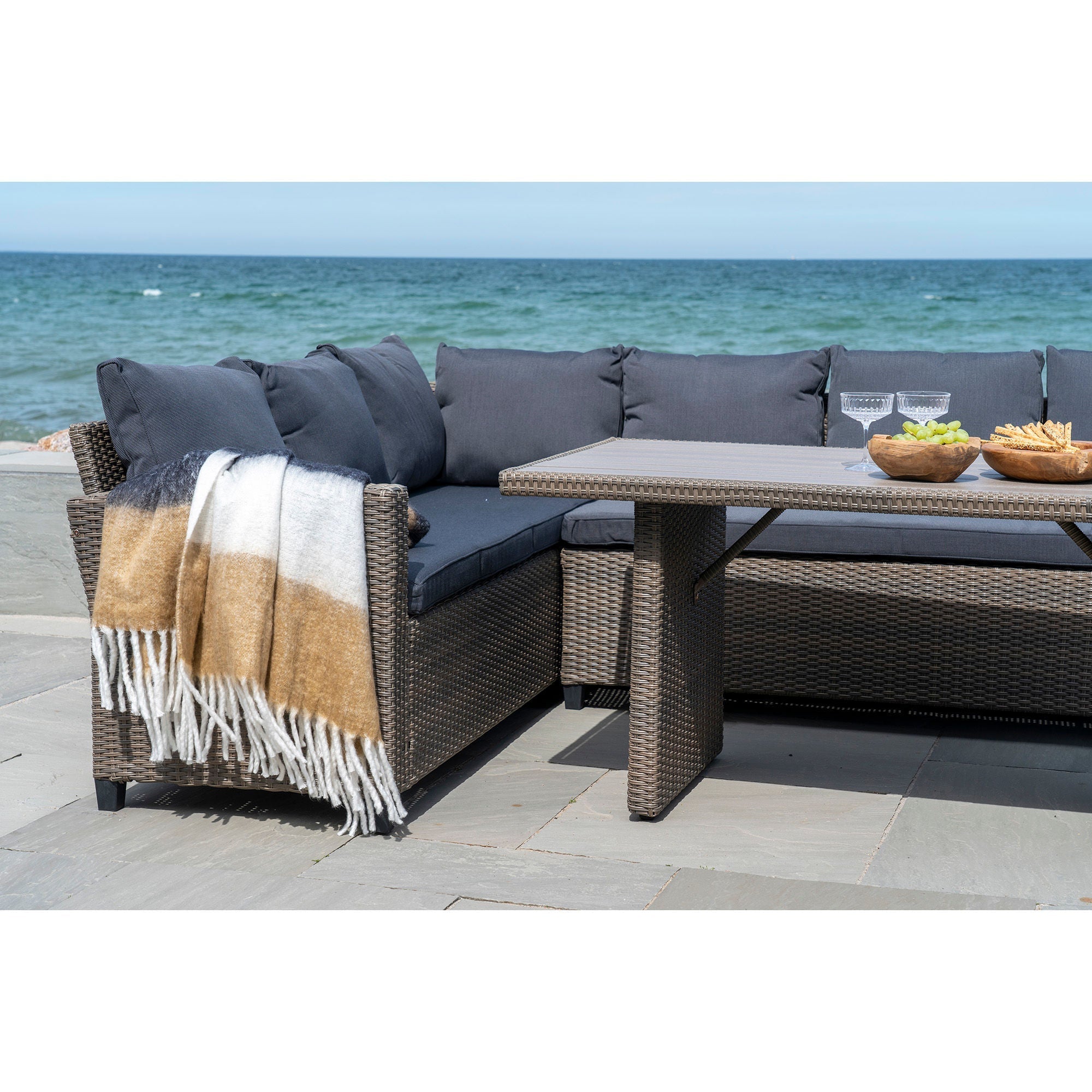 House Nordic Sintra Plaid, Black/White/Brown, 170x130 Cm