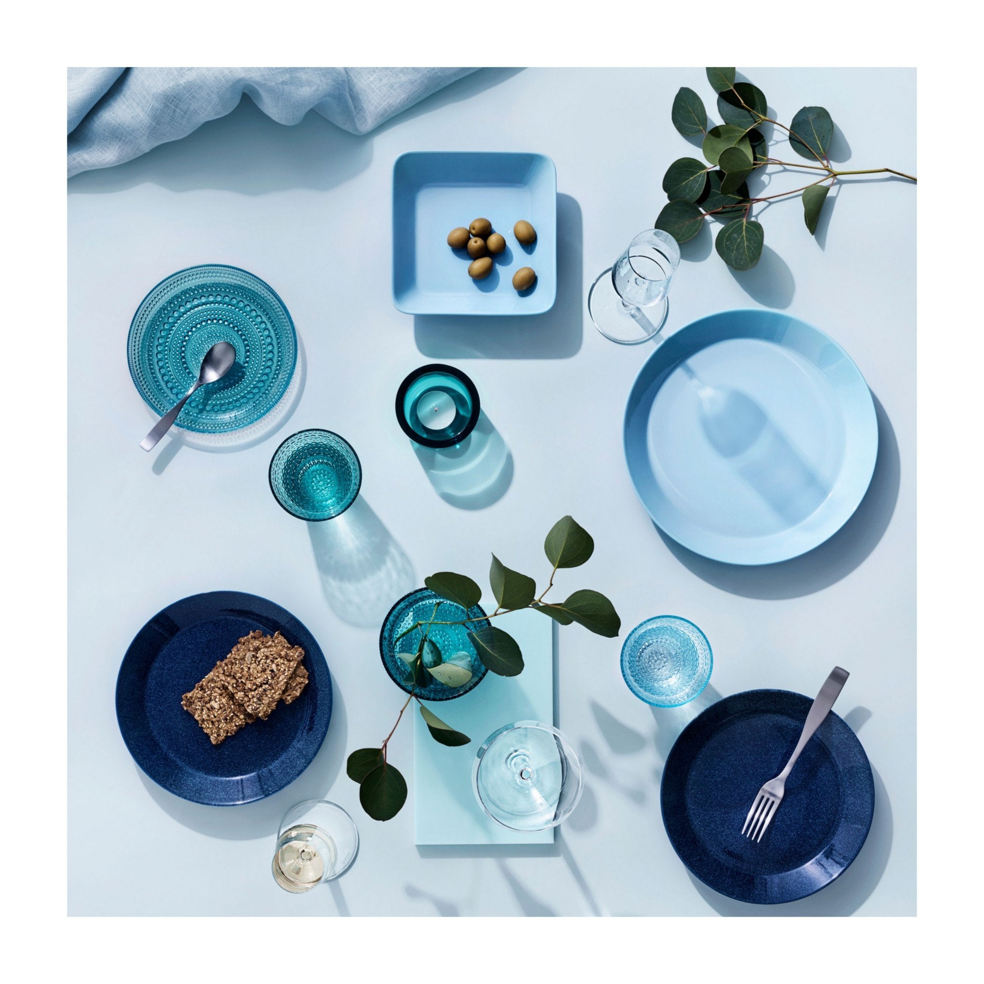 [product_category]-Iittala Kastehelmi Plate Glass Sea Blue, 17cm-Iittala-6411923664103-1026958-IIT-3