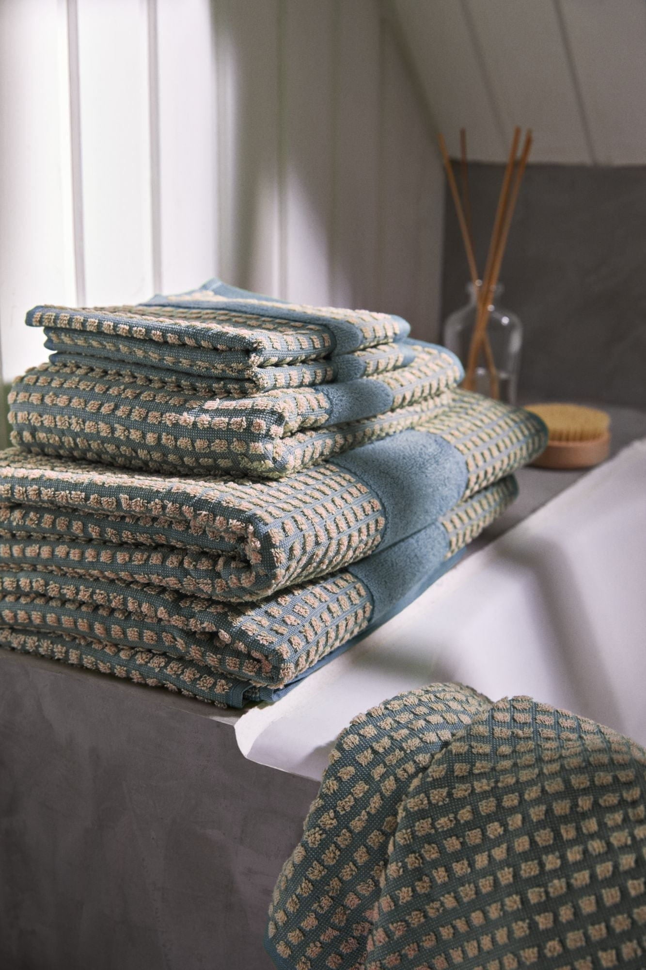 [product_category]-Juna Check Towel 70x140 Cm, Light Blue/Sand-Juna-5713397140765-614076-JUN-6