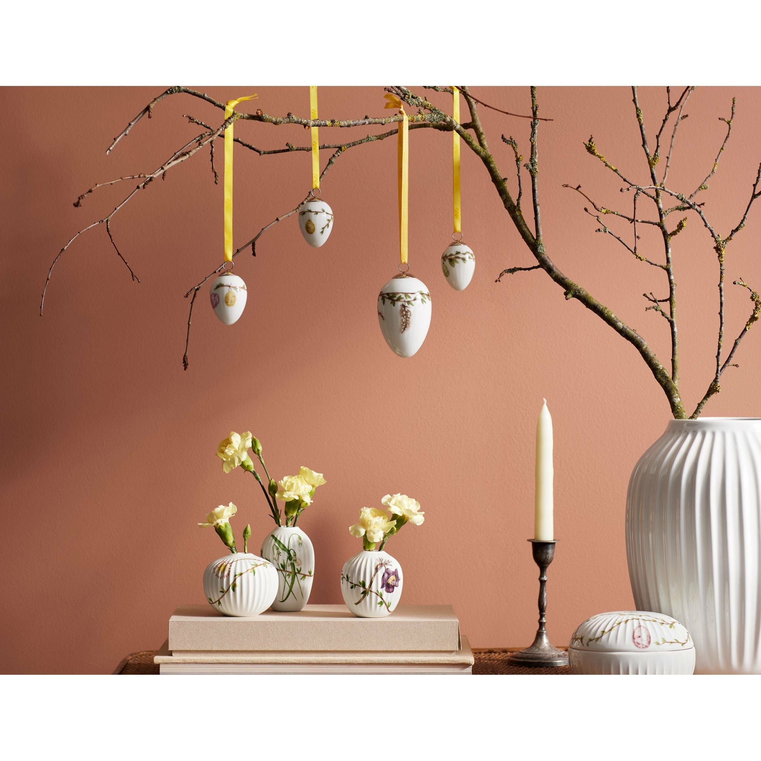 [product_category]-Kähler Hammershøi Spring Vase Miniature White With Decoration, 3 P Cs.-Kähler-5703779186375-693280-KAH-5
