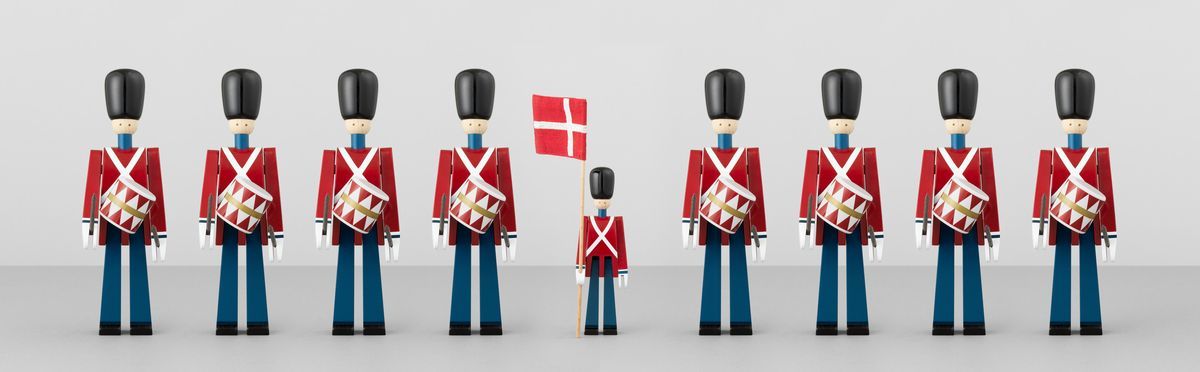 [product_category]-Kay Bojesen Standard Bearer Red/Blue/White, Mini-Kay Bojesen-5709513392262-39226-KAY-7