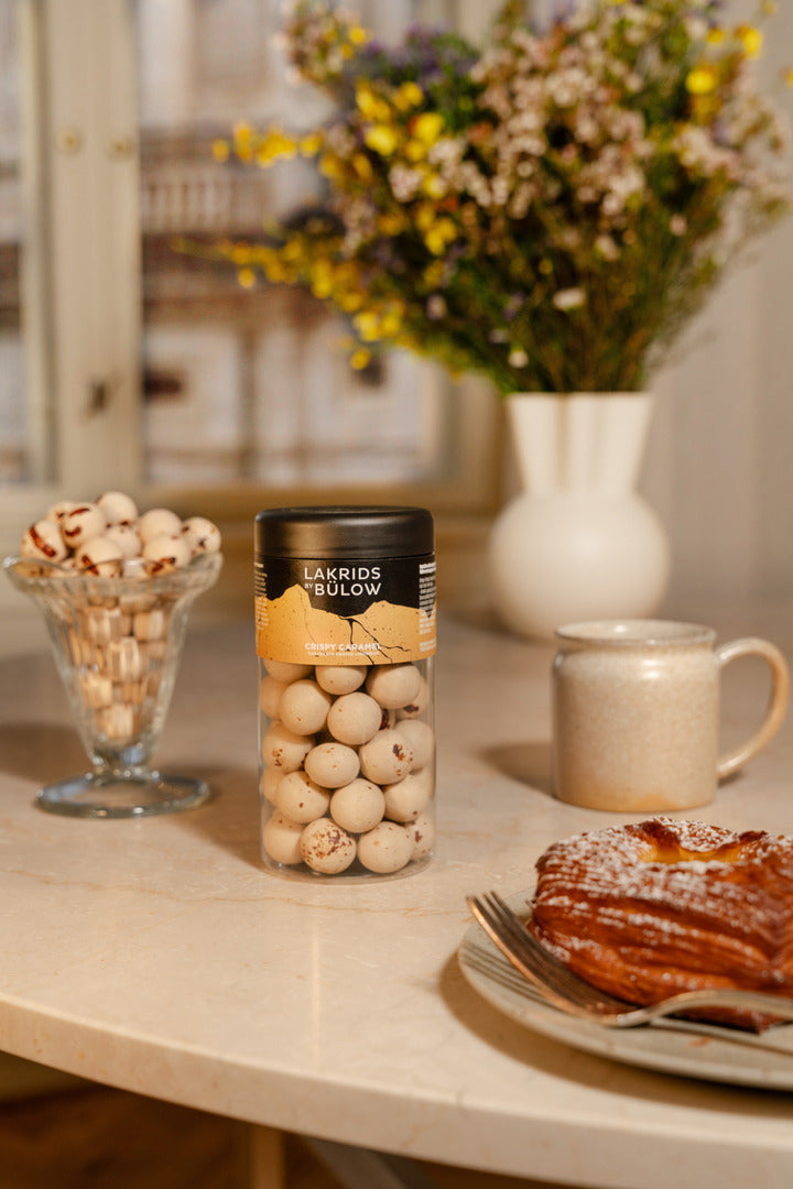 Lakrids By Bülow Påskeæg Sprød Karamel, 295g 