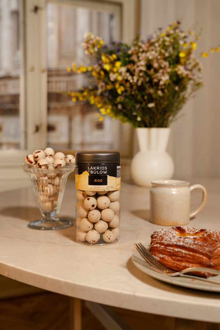 Lakrids By Bülow Påskeæg Sprød Karamel, 295g 