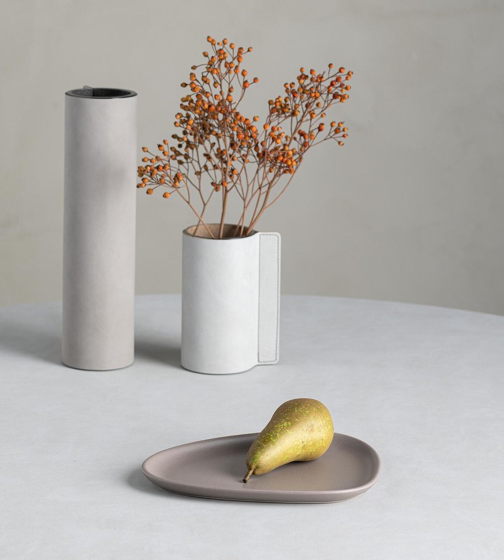 [product_category]-Lind Dna Curve Earthenware Midplate, Warm Grey-Lind DNA-5711905533870-991426-LIN-3