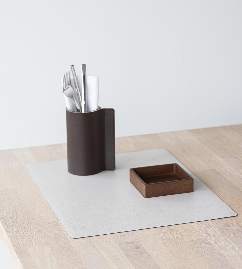 [product_category]-Lind Dna Square Placemat Serene Leather L, Cream-Lind DNA-5711590996592-991483-LIN-3