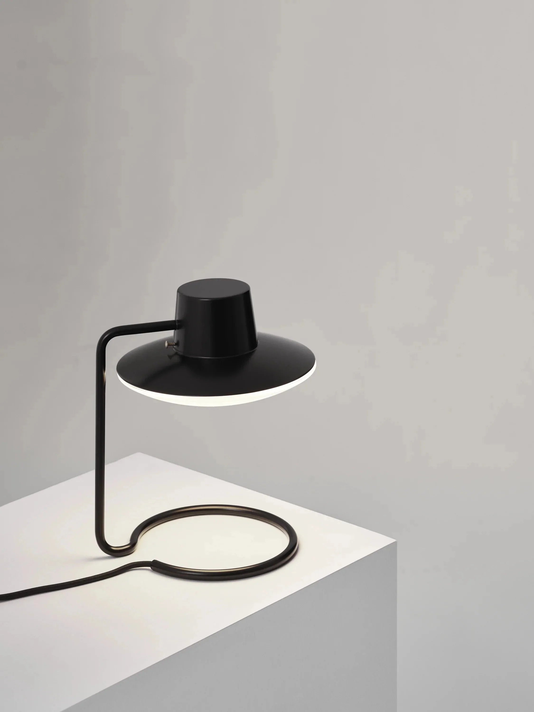 [product_category]-Louis Poulsen Aj Oxford Table Lamp Metal Black/Opal Glass ø 28 Cm-Louis Poulsen-5714693105380-5744168627-LOU-12