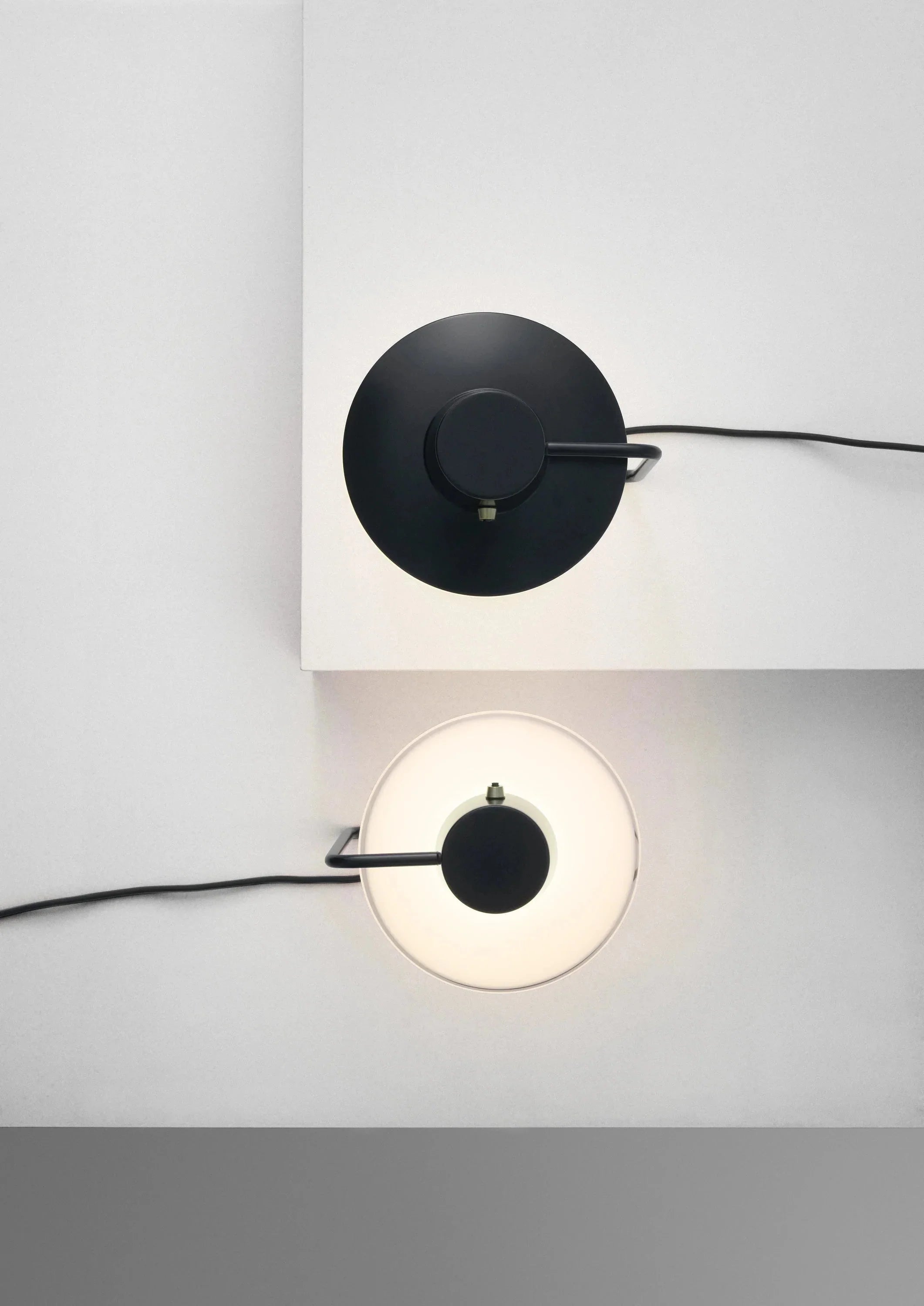 [product_category]-Louis Poulsen Aj Oxford Table Lamp Metal Black/Opal Glass ø 28 Cm-Louis Poulsen-5714693105380-5744168627-LOU-13