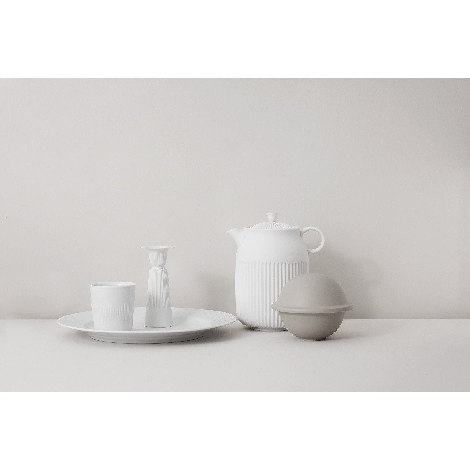 Lyngby Rhombe Chapeau Bowl With Lid, Matt Camel, Large