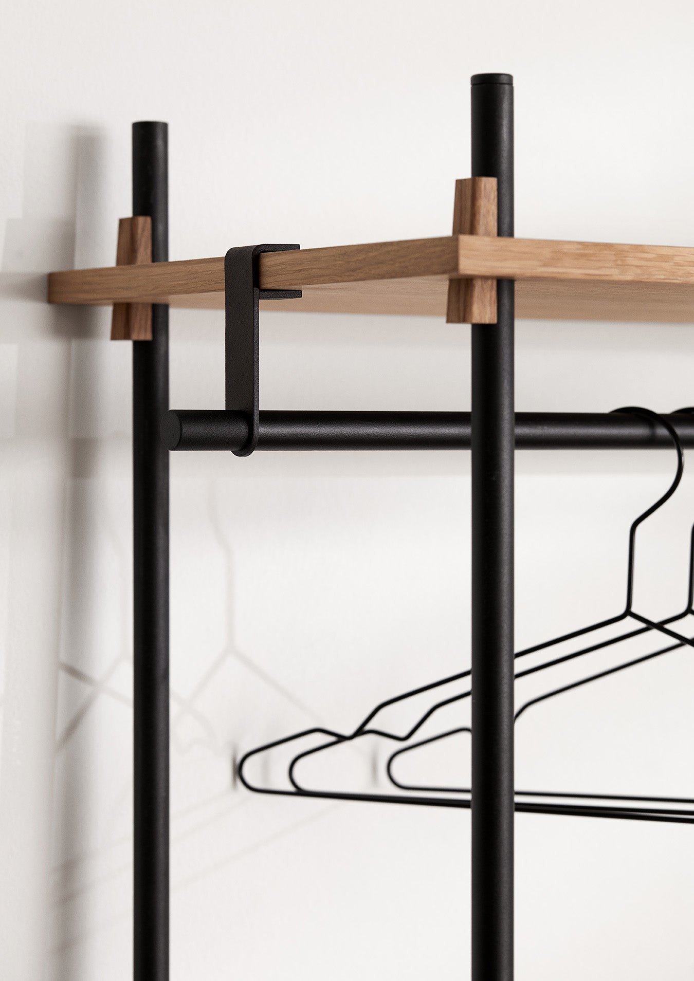 [product_category]-Moebe Shelving System S.200.3.D, Oak/Black-Moebe-5713520005862-S.200.3.D.OA.BL-MOE-76