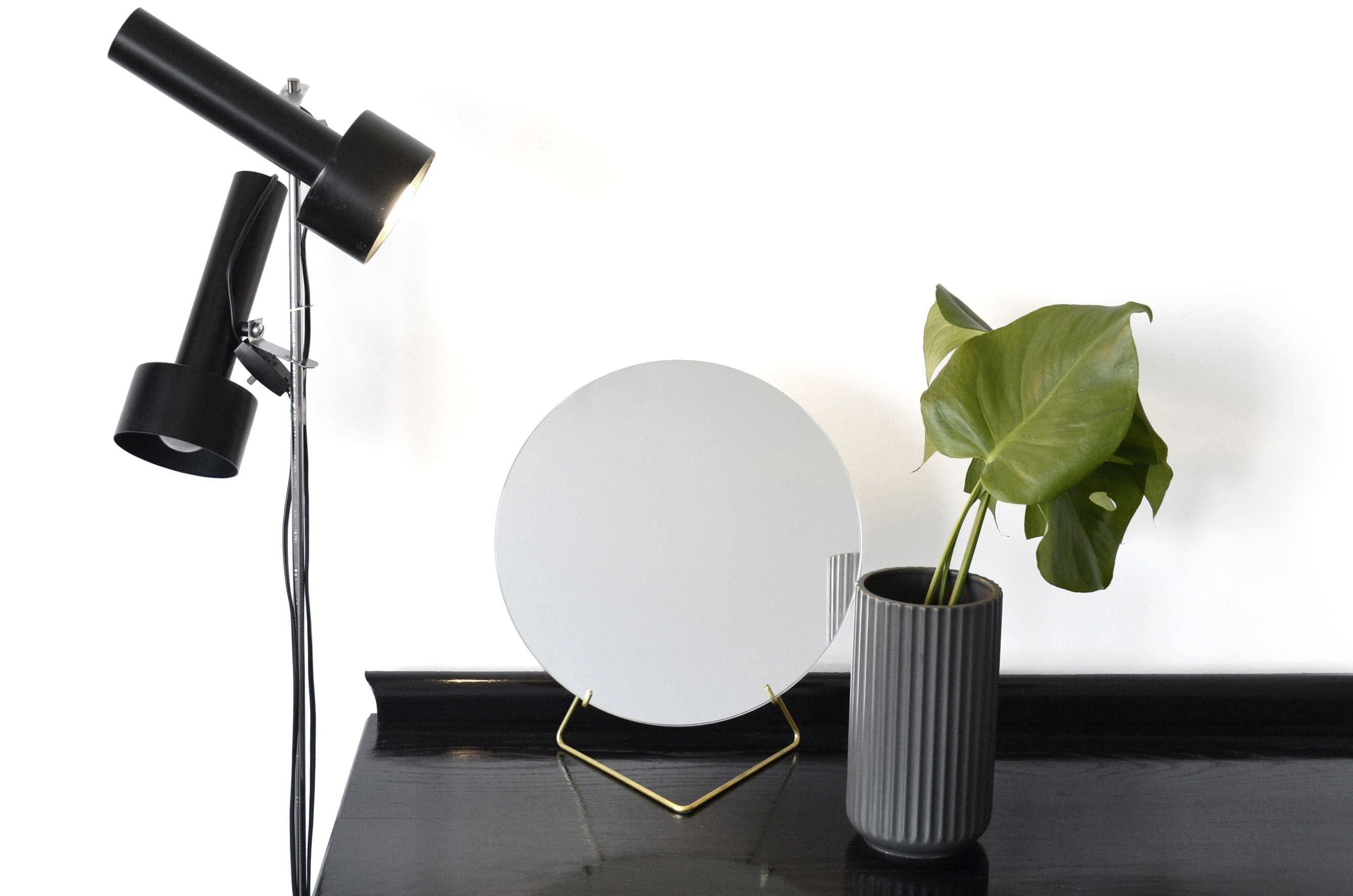 [product_category]-Moebe Standing Mirror ø20 Cm, Brass-Moebe-5713520000249-MIBR20-MOE-4