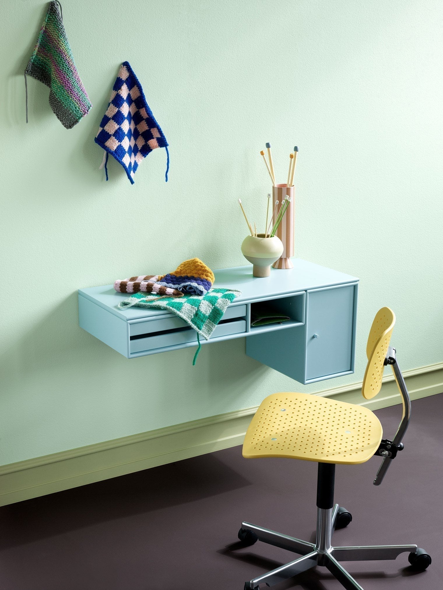 [product_category]-Montana Bureau Work Desk, Beetroot Red-Montana Furniture-5714322806633-00BUREAU-165-04-MON-5