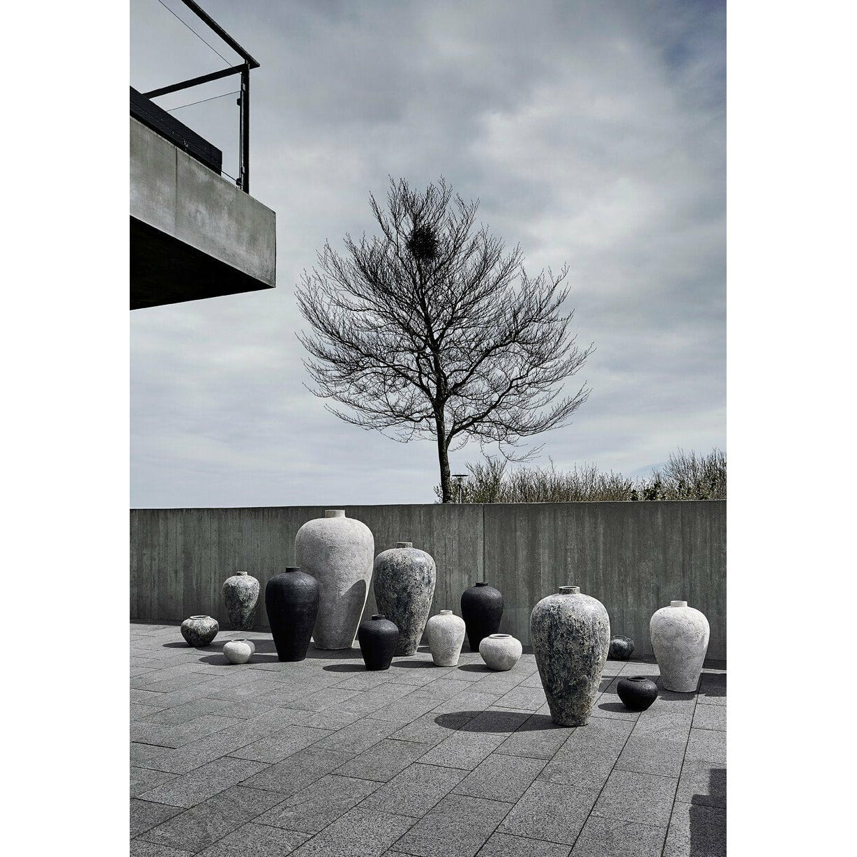 [product_category]-Muubs Luna Vase 60cm, Black-Muubs-5711973608135-8470000108-MUU-3