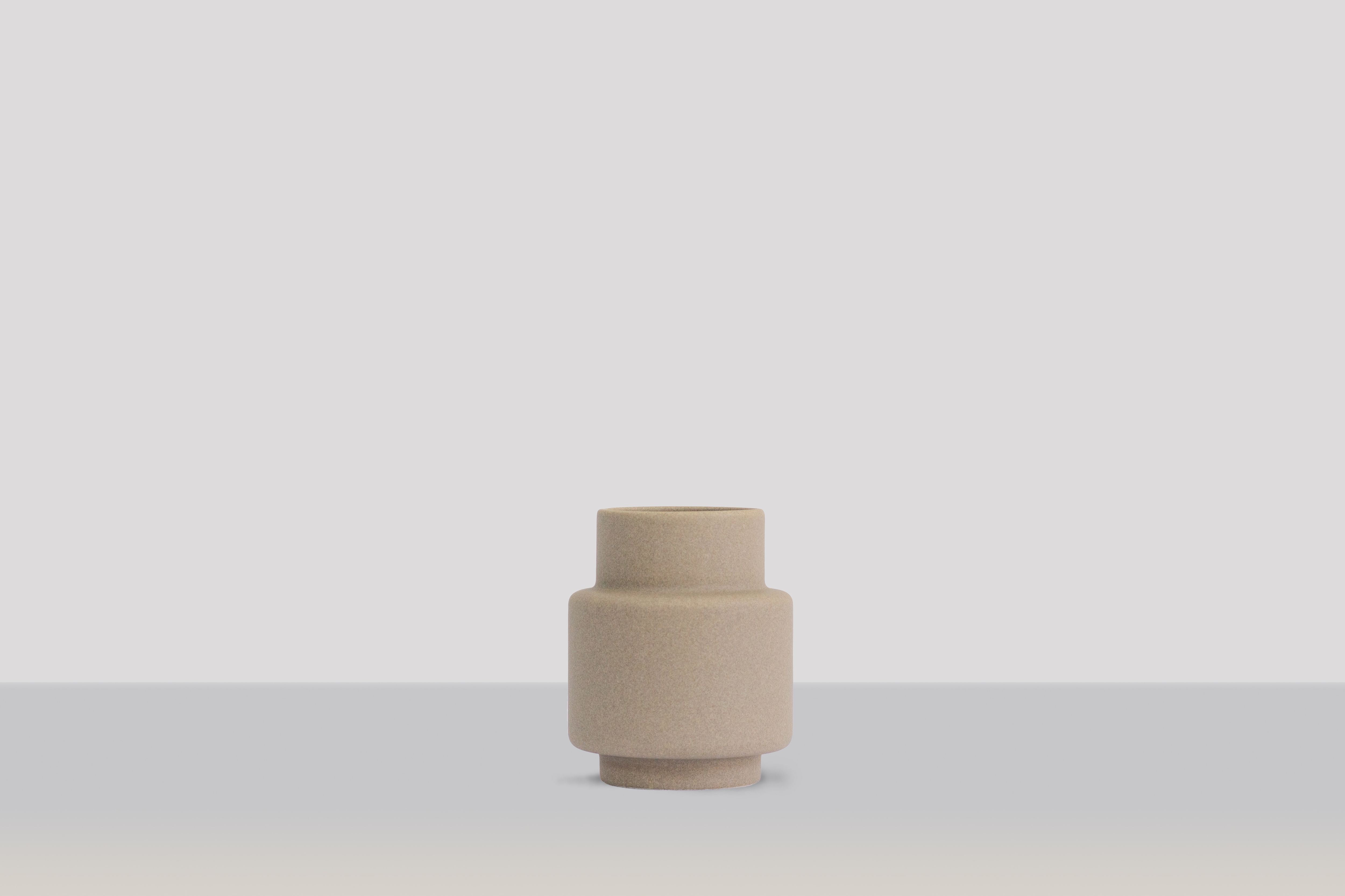[product_category]-Ro Collection Hurricane Ceramic Vase Medium, Light Stone-Ro Collection-5712129036697-RD1143-040-G-ROC-2