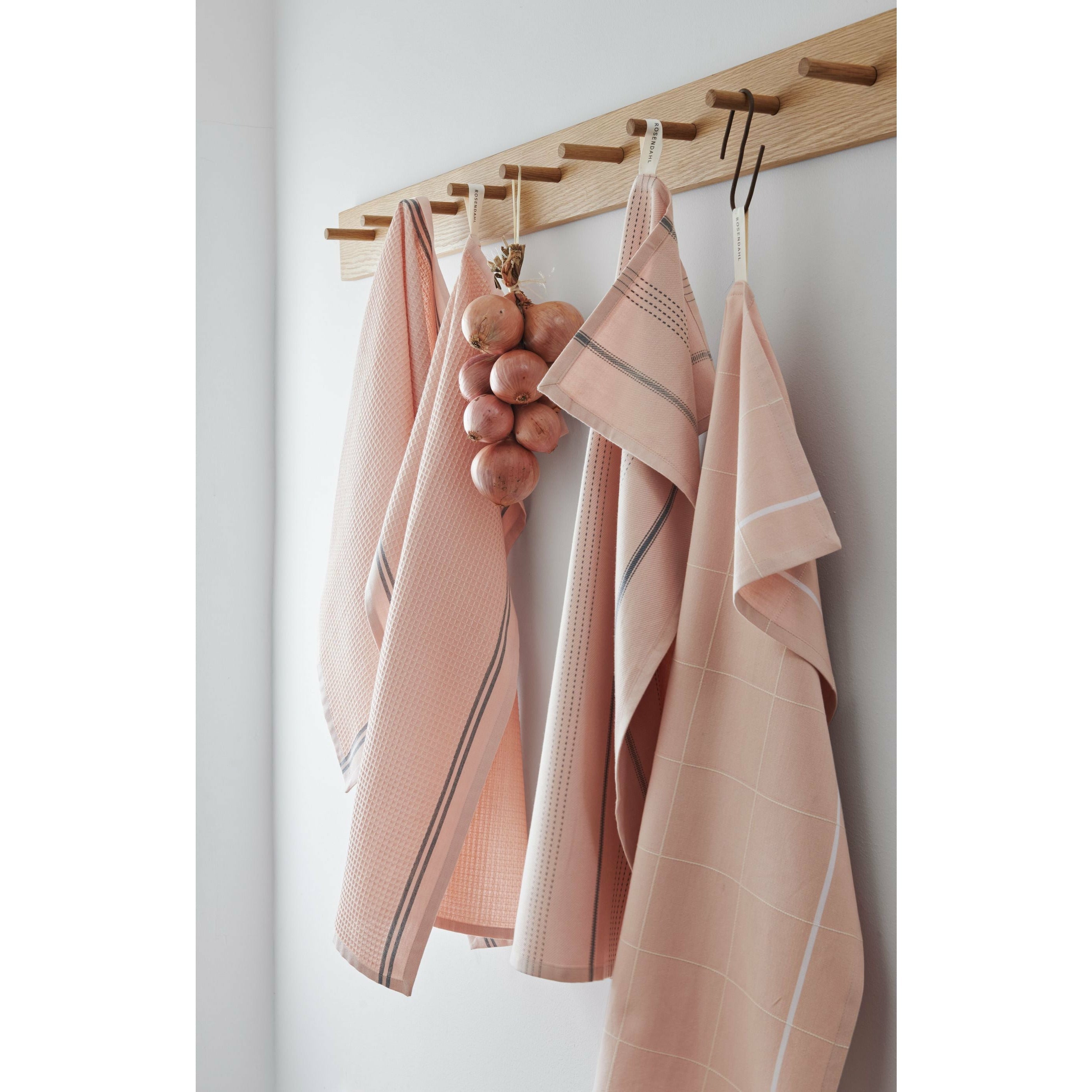 [product_category]-Rosendahl Beta Tea Towel, Blush-Rosendahl-5709513214137-21413-ROS-6