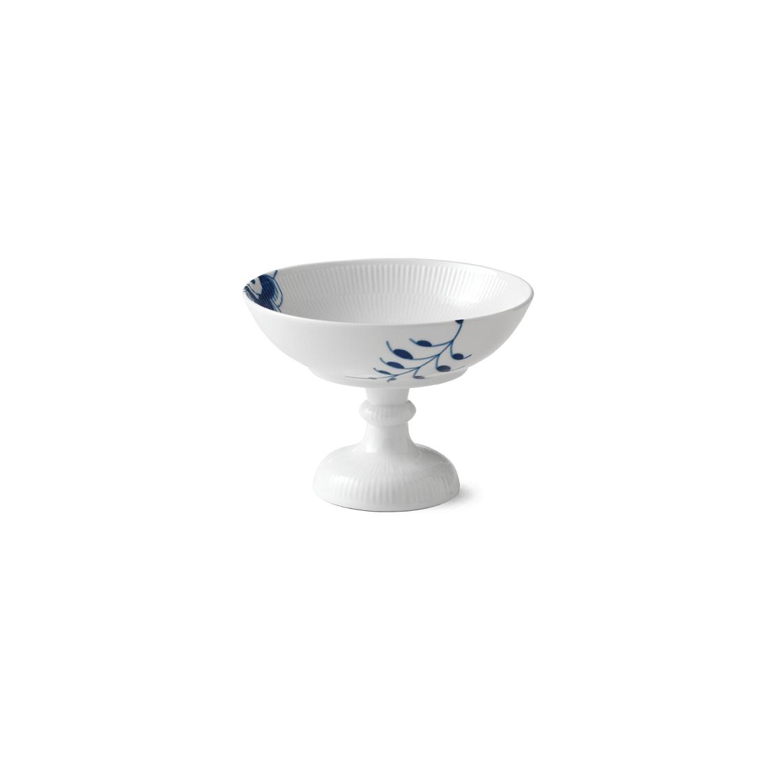[product_category]-Royal Copenhagen Blue Fluted Mega Bowl W. Foot, 15cm-Royal Copenhagen-5705140705536-1017363-ROY-2