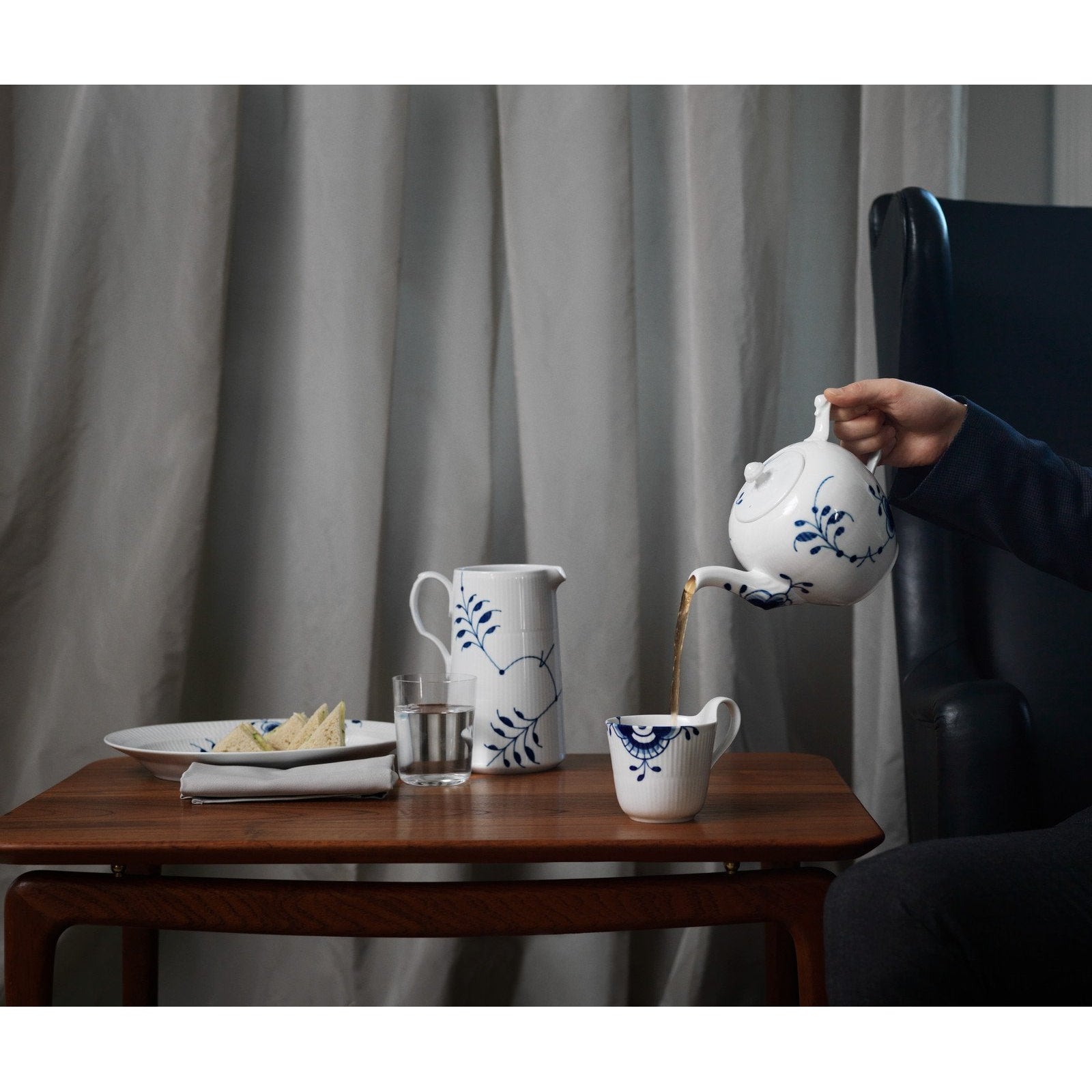 [product_category]-Royal Copenhagen Blue Fluted Mega Jug, 1,6l-Royal Copenhagen-5705140730071-1023877-ROY-8