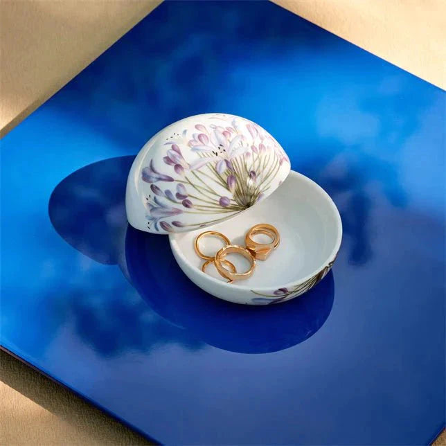[product_category]-Royal Copenhagen Easter 2023 Bonbonniere, African Blue Lily-Royal Copenhagen-5705140742197-1066080-ROY-3