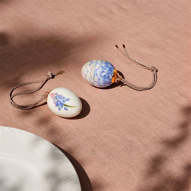 [product_category]-Royal Copenhagen Easter Pendant 2023, Pearl Hyacinths Leaves-Royal Copenhagen-5705140742128-1066073-ROY-3